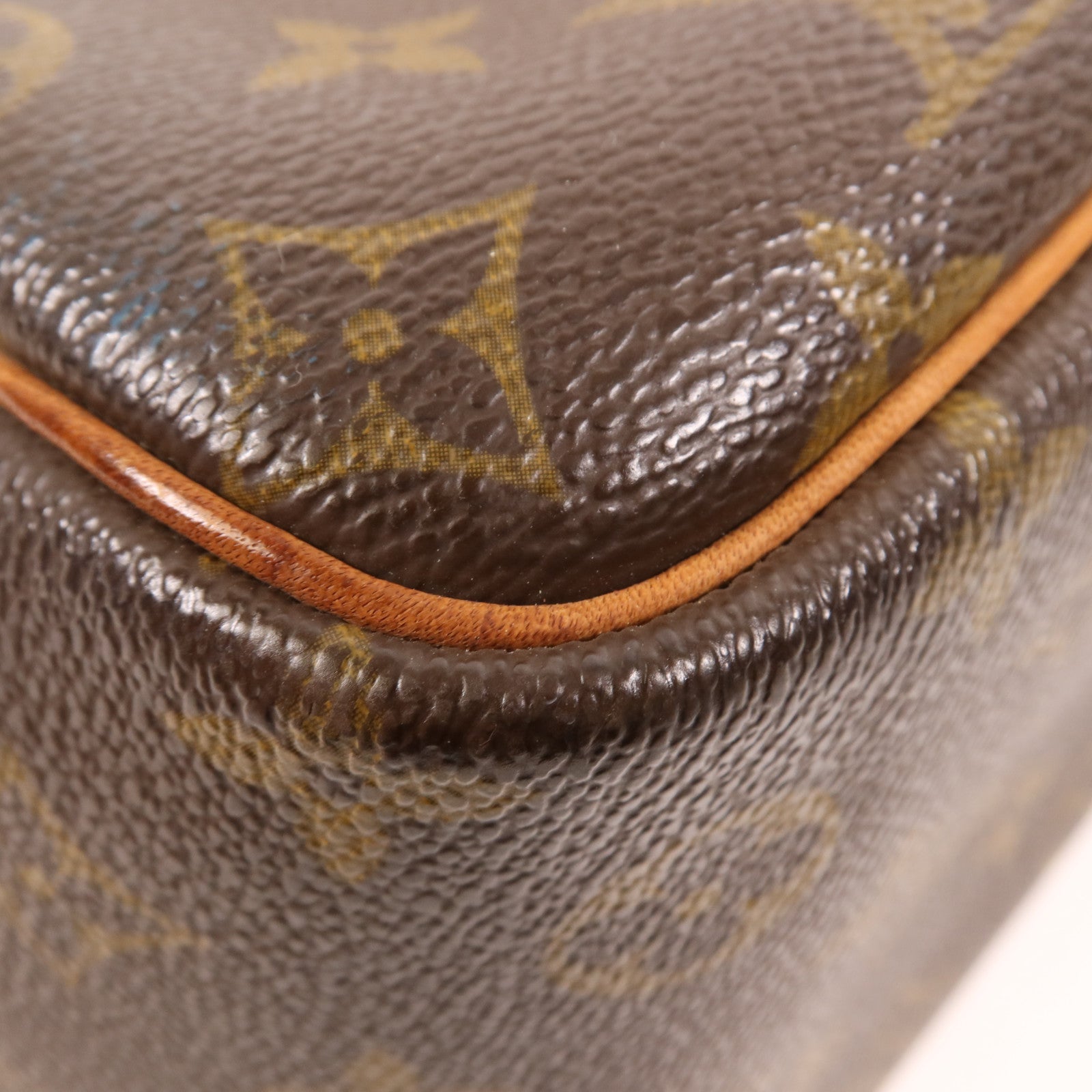 LOUIS VUITTON Monogram Deauville金扣手挽袋