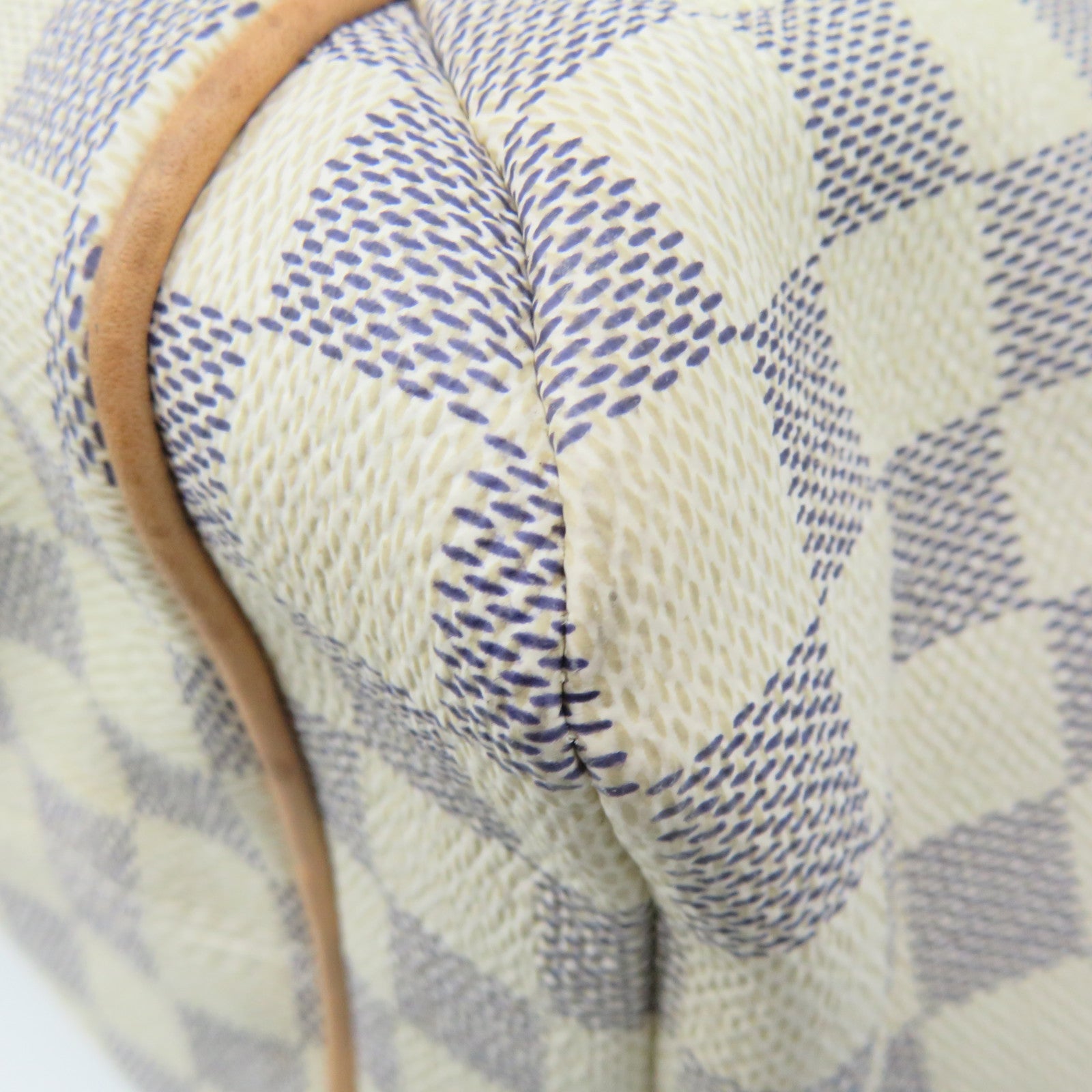 LOUIS VUITTON Damier Azur Totally MM Shoulder Bag off-white
