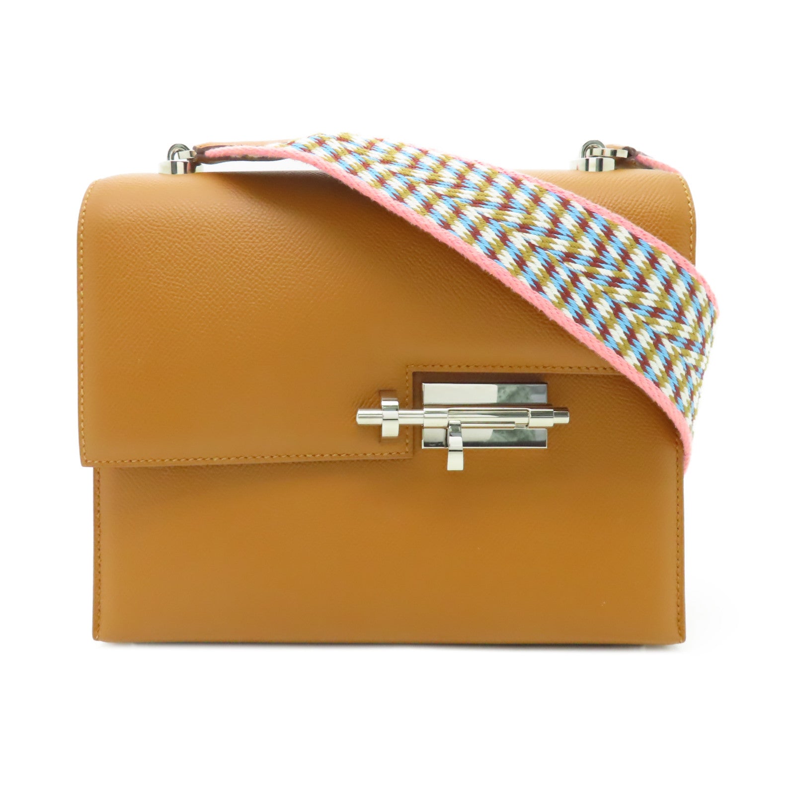 【最高の肌触り♡】HERMES 手袋 開箱Hermès 2023 春夏：不是Kelly、Birkin，卻讓人心動的3 款手袋！