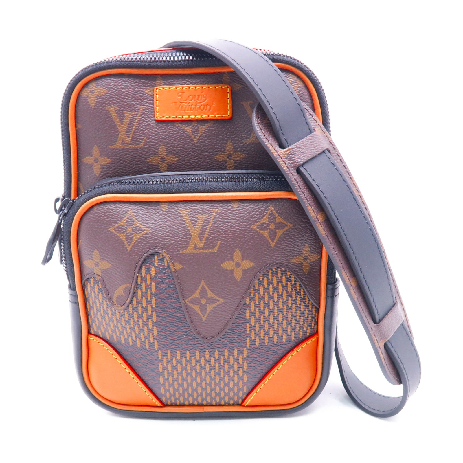 LOUIS VUITTON Monogram Giant Damier Nigo Amazone Sling Bag黑扣肩背袋棕色/黑色– Brand  Off Hong Kong Online Store