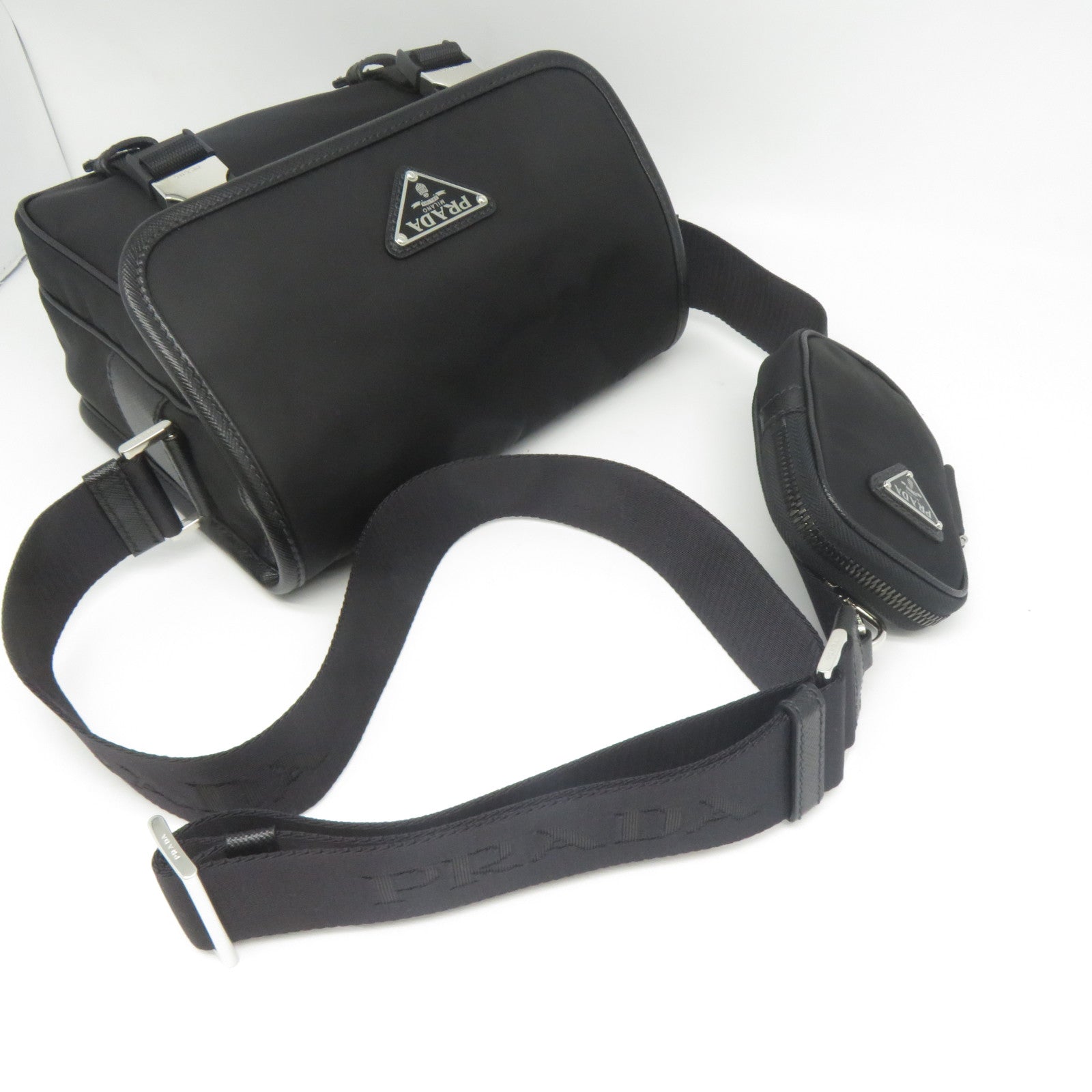 PRADA 尼龍/Saffiano皮革Shoulder Bag銀扣肩背袋黑色