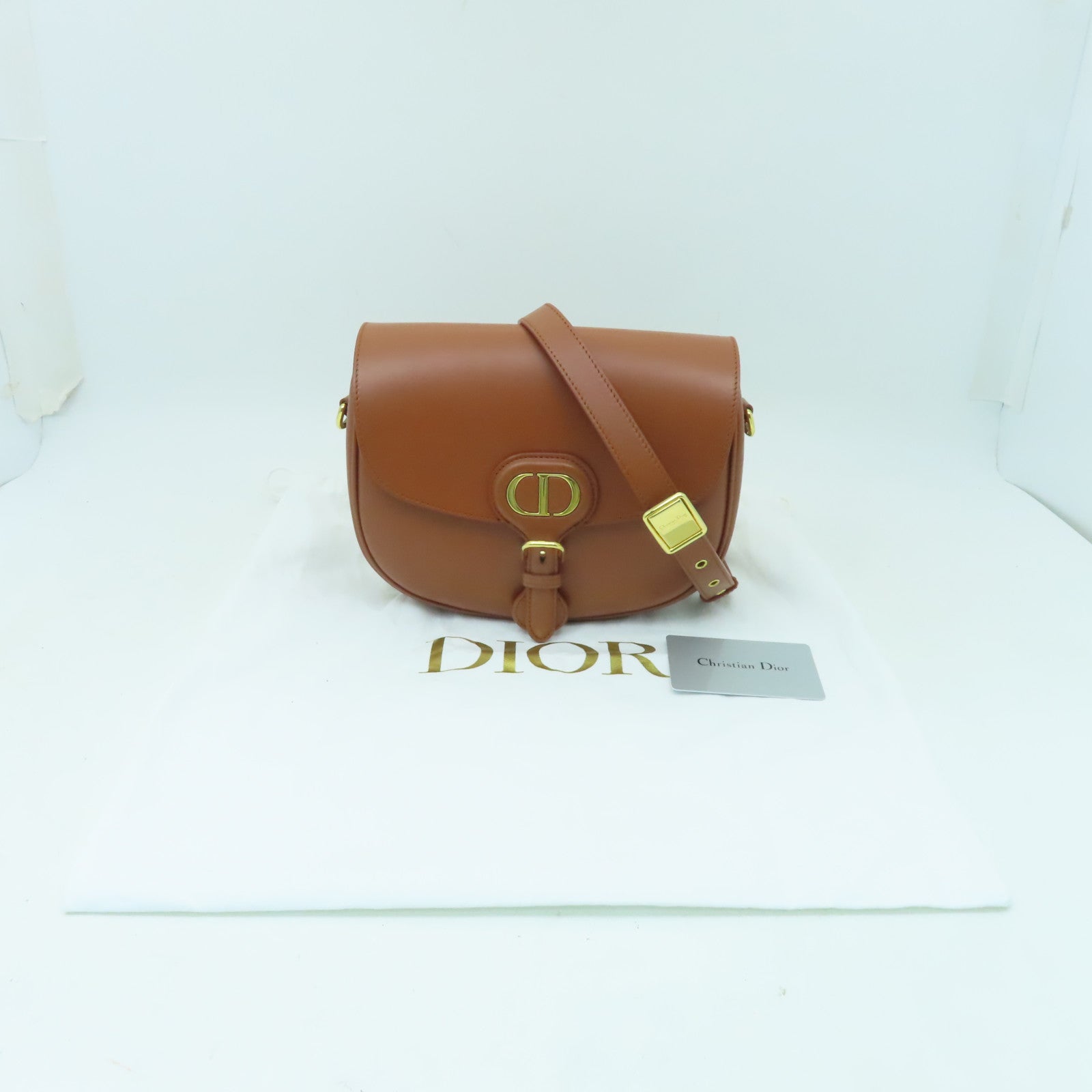 Dior 牛皮皮革Bobby Medium Bag金扣肩背袋棕色