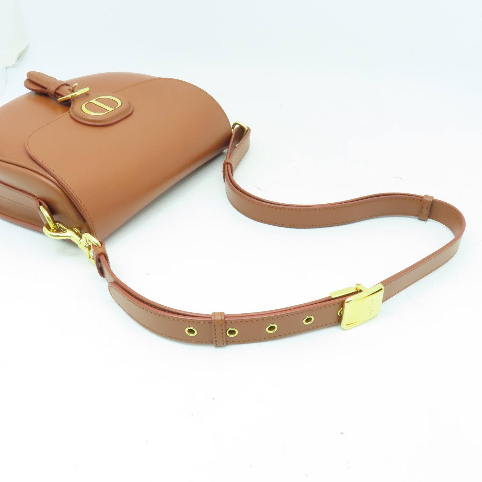 Dior 牛皮皮革Bobby Medium Bag金扣肩背袋棕色