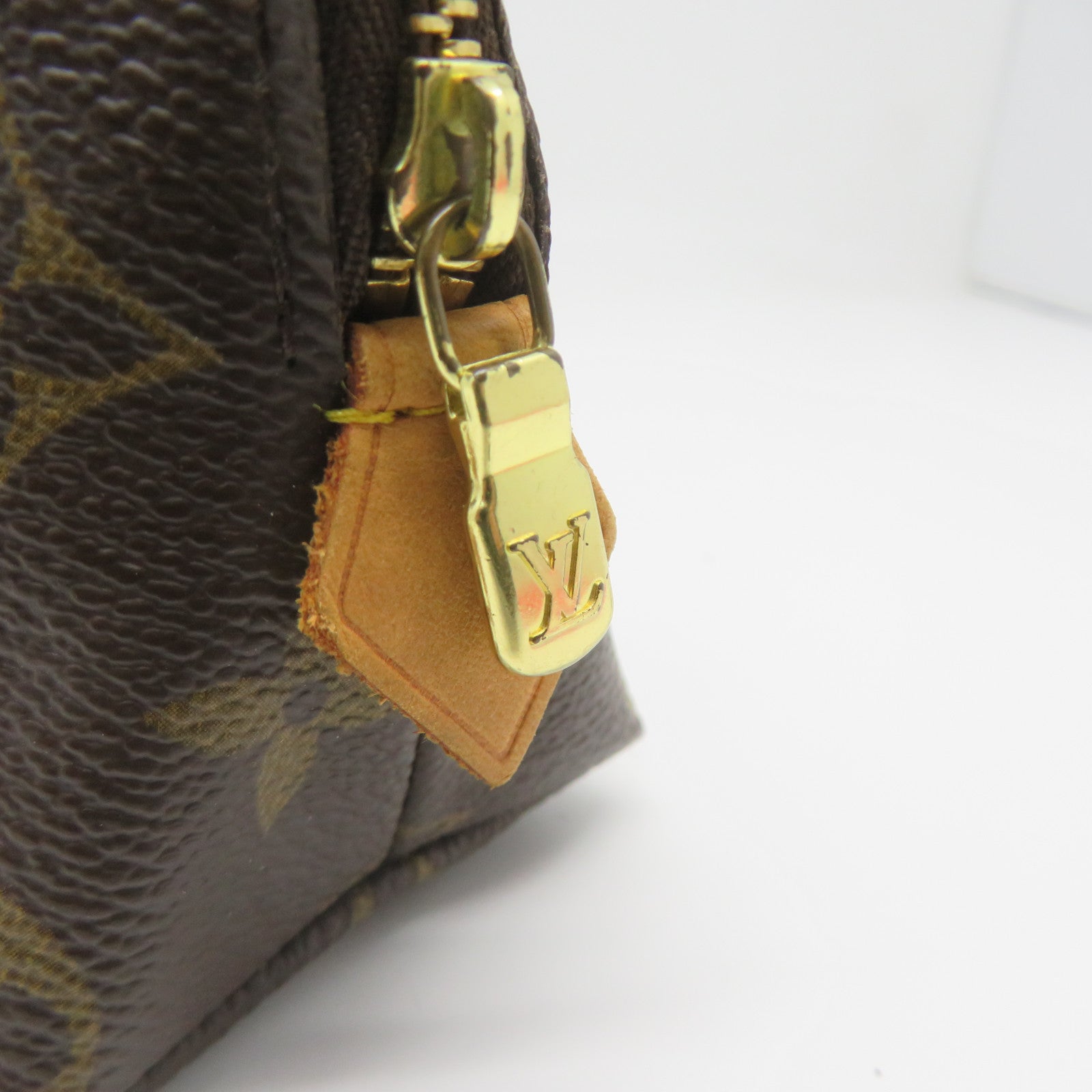 LOUIS VUITTON Monogram Cosmetic Pouch Gold Buckle Cosmetic Bag Brown