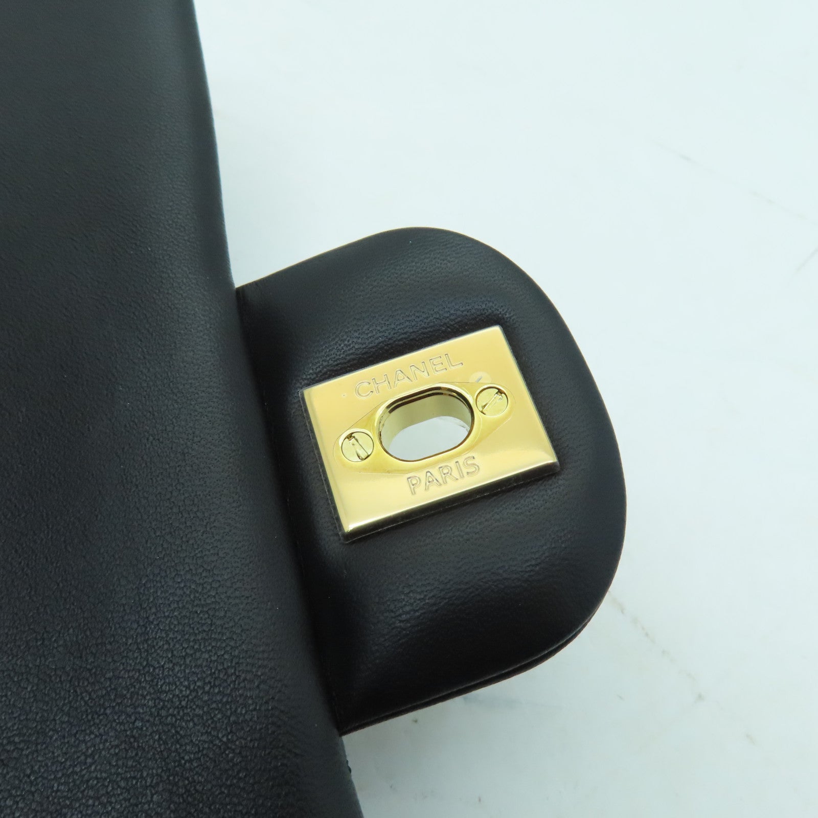 CHANEL 菱格羊皮皮革Classic 23金扣鏈帶肩背袋黑色