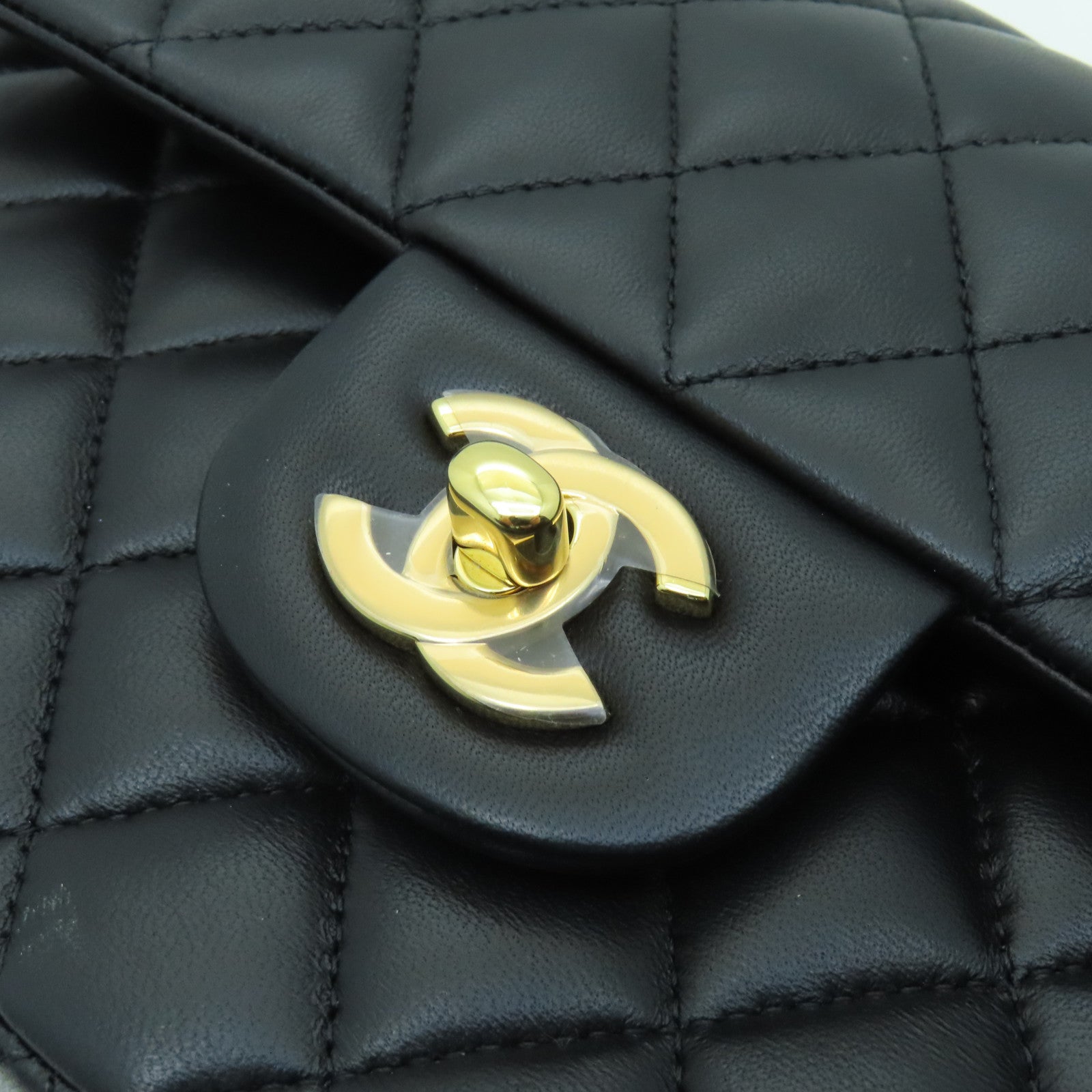 CHANEL 菱格羊皮皮革Classic 23金扣鏈帶肩背袋黑色