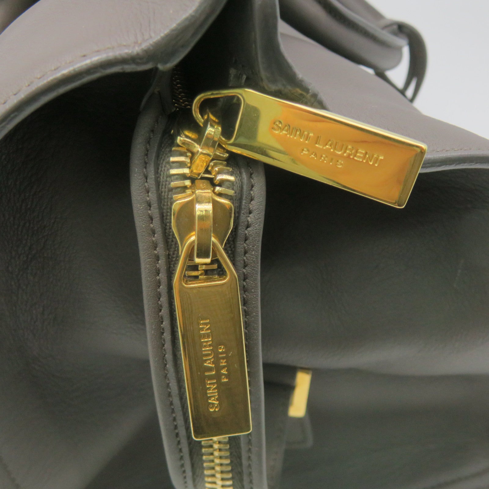 YVES SAINT LAURENT Cabas Y Hand Bag in cowhide leather gray