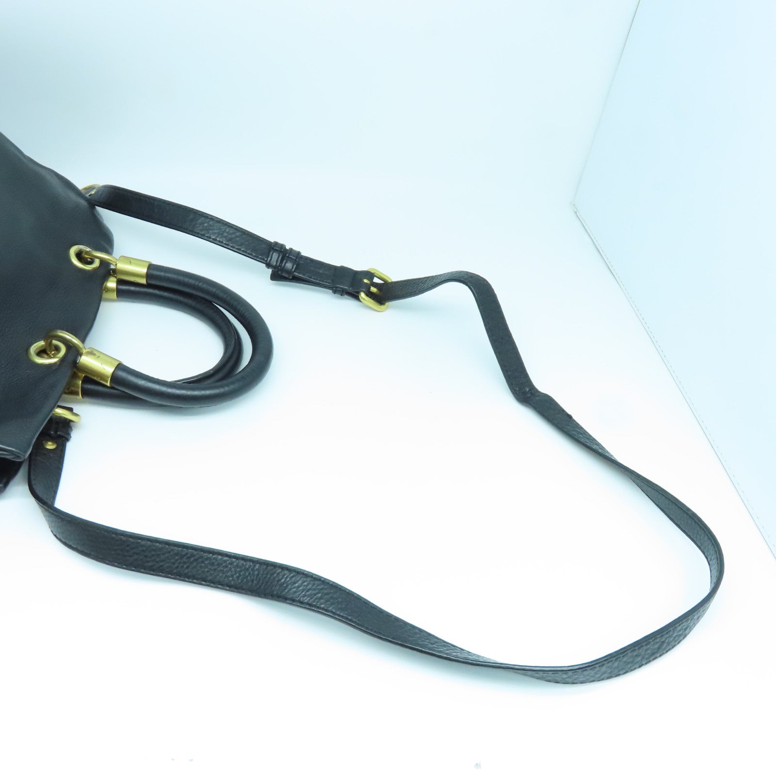 MARC BY MARC JACOBS Cowhide Leather 2Way Shoulder Gold Buckle Handle Shoulder Back Dual-purpose Bag Black