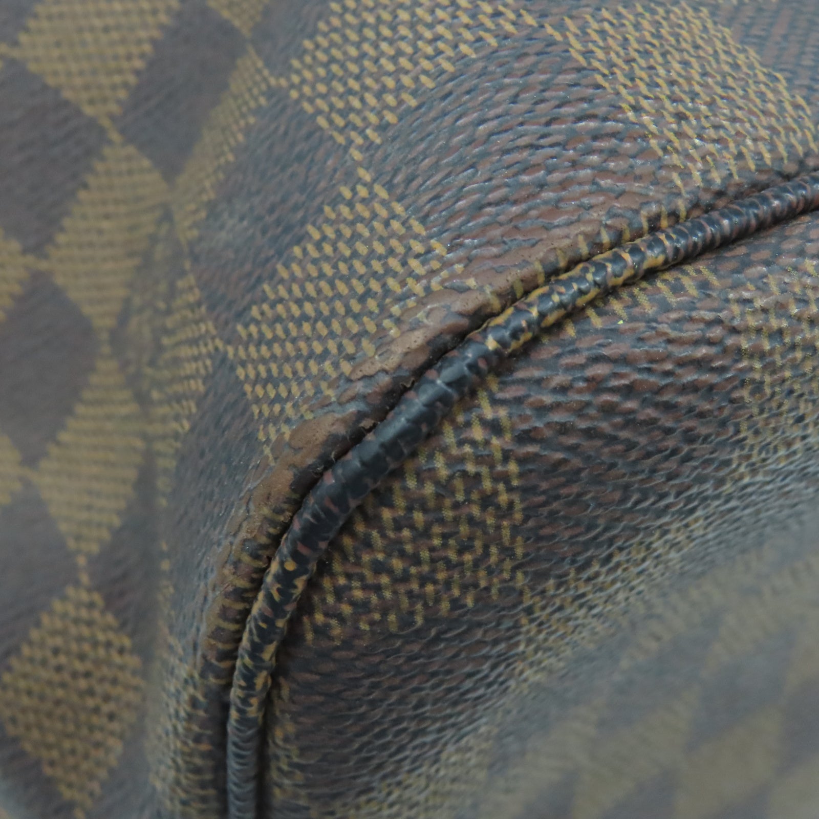 LOUIS VUITTON Damier Neverfull MM Gold Buckle Shoulder Bag Brown