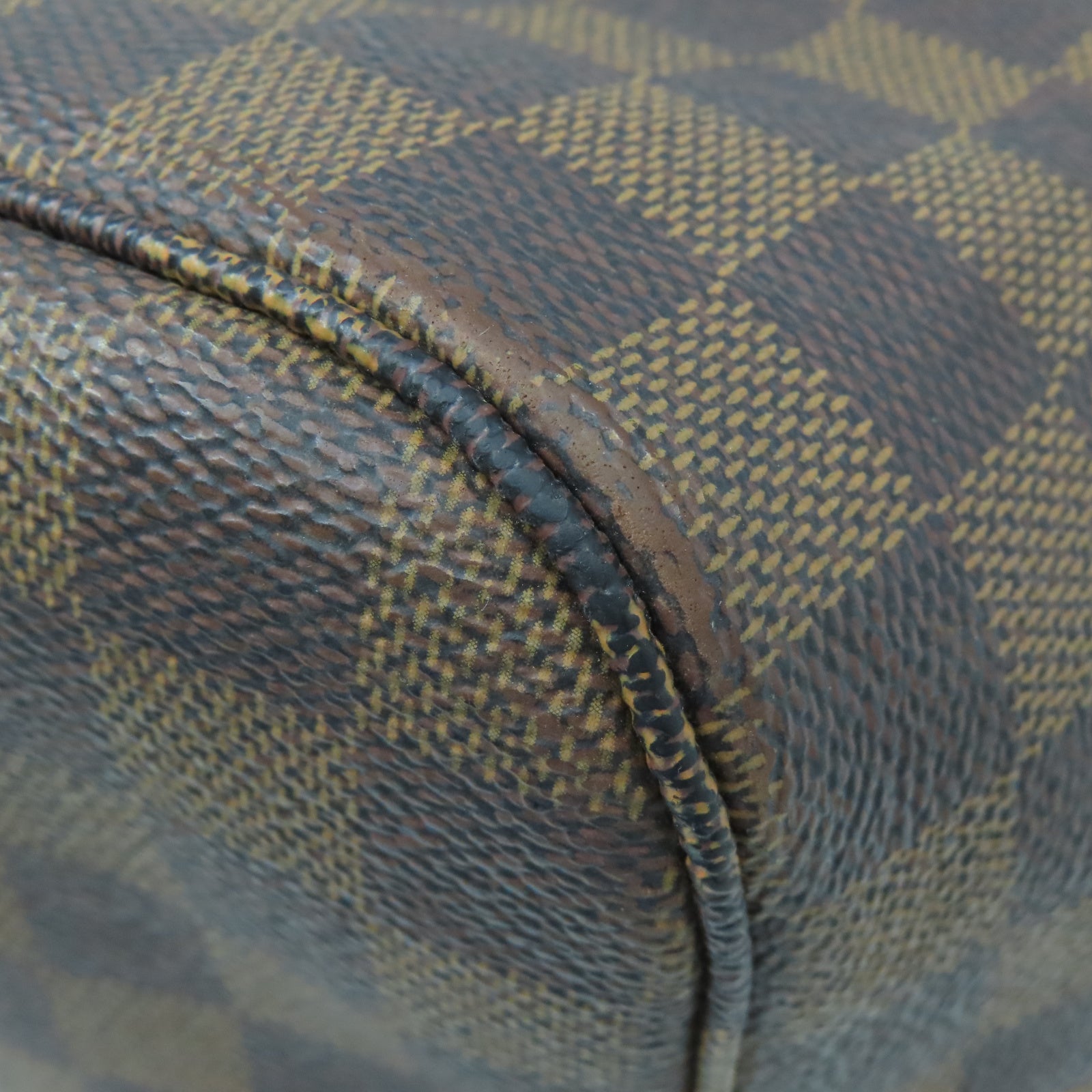 LOUIS VUITTON Damier Neverfull MM Gold Buckle Shoulder Bag Brown