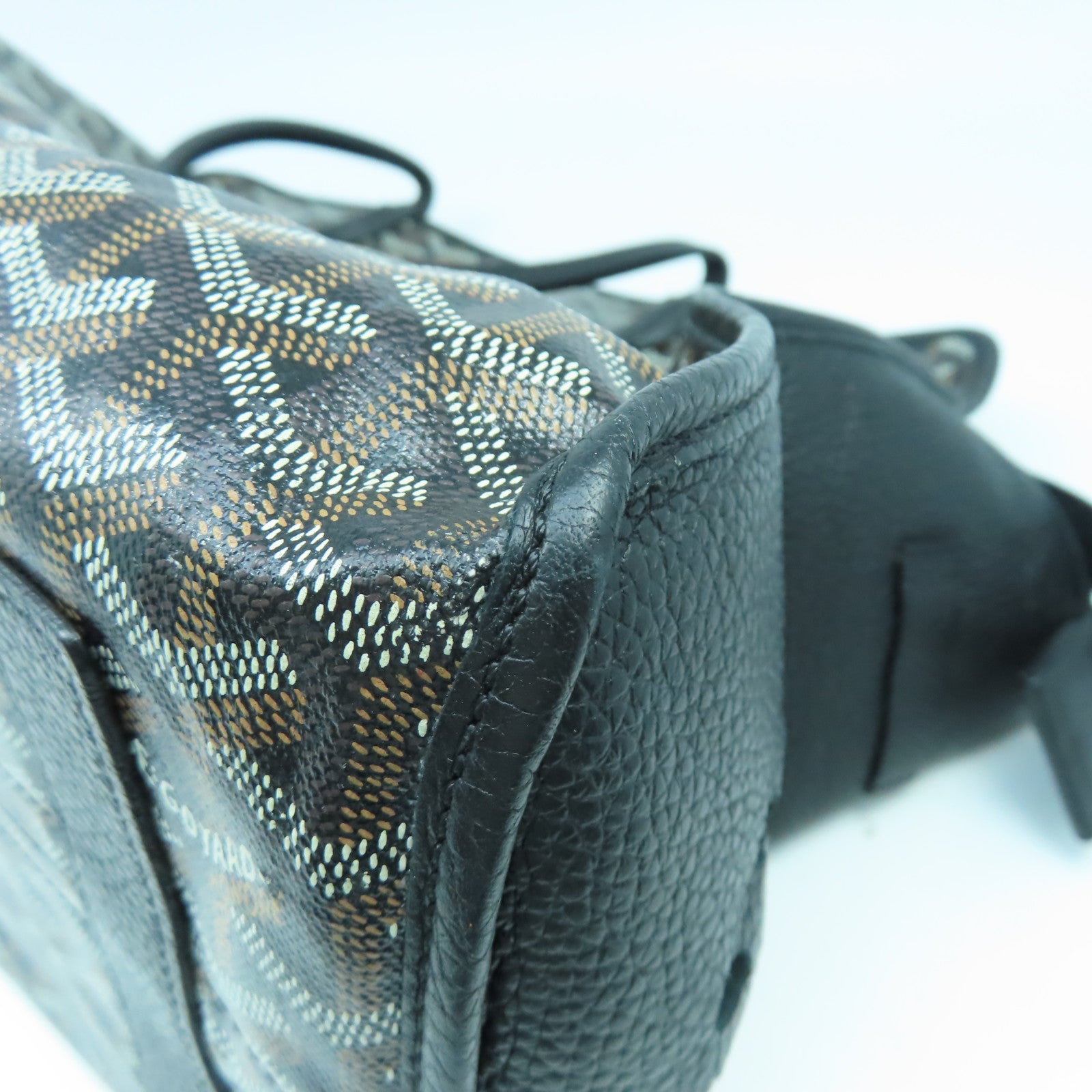 GOYARD 塗層帆布Sac Hardy Pet Carrier PM銀扣肩背袋黑色