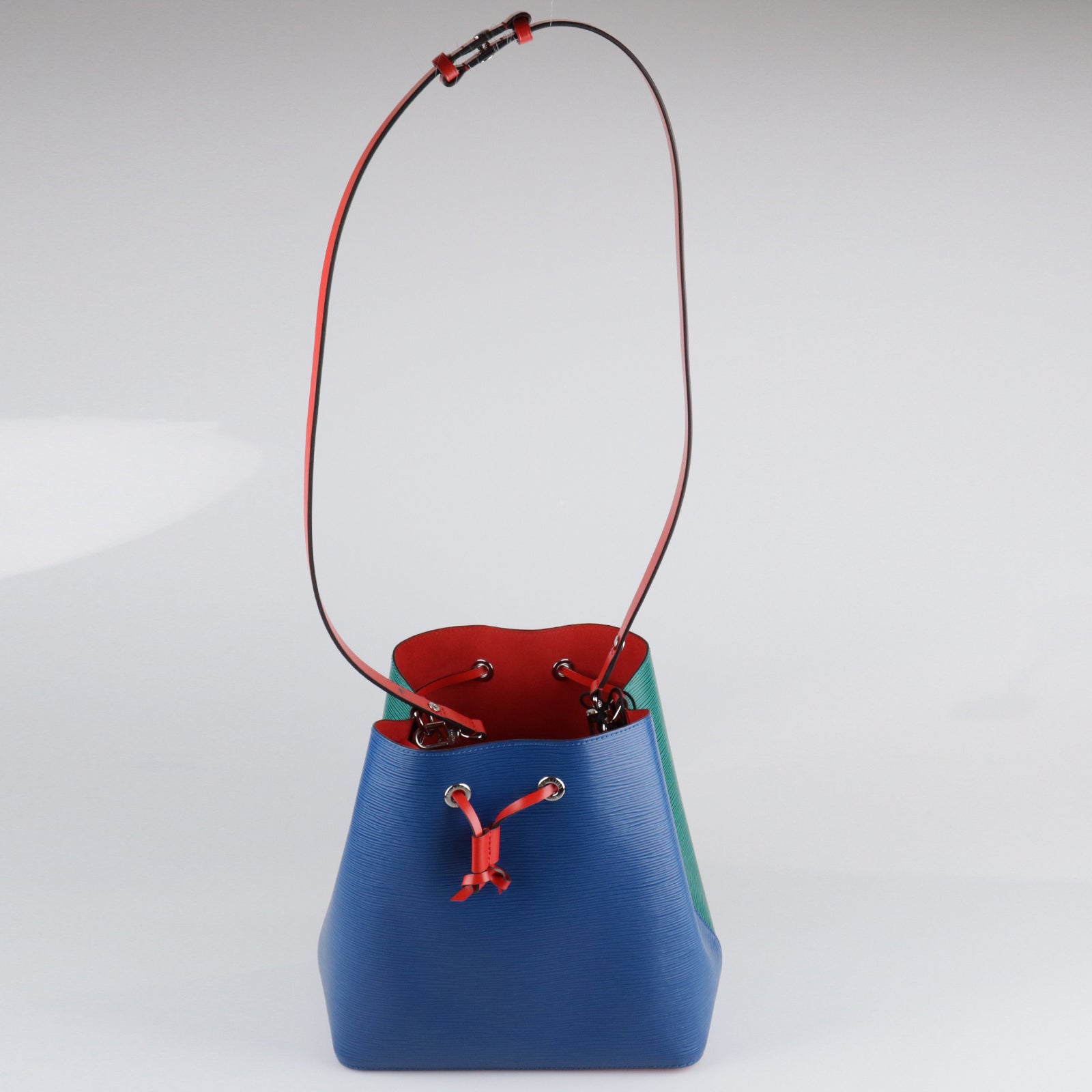 LOUIS VUITTON 【激減優惠】Epi Neo Noe MM銀扣手挽肩背兩用袋藍色/紅色/綠色