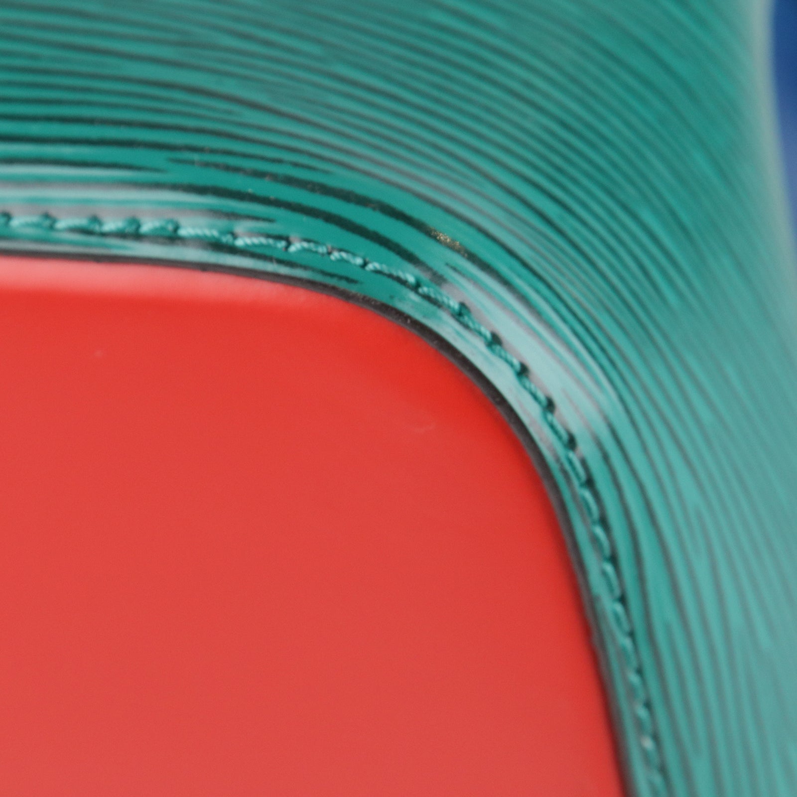 LOUIS VUITTON 【激減優惠】Epi Neo Noe MM銀扣手挽肩背兩用袋藍色/紅色/綠色