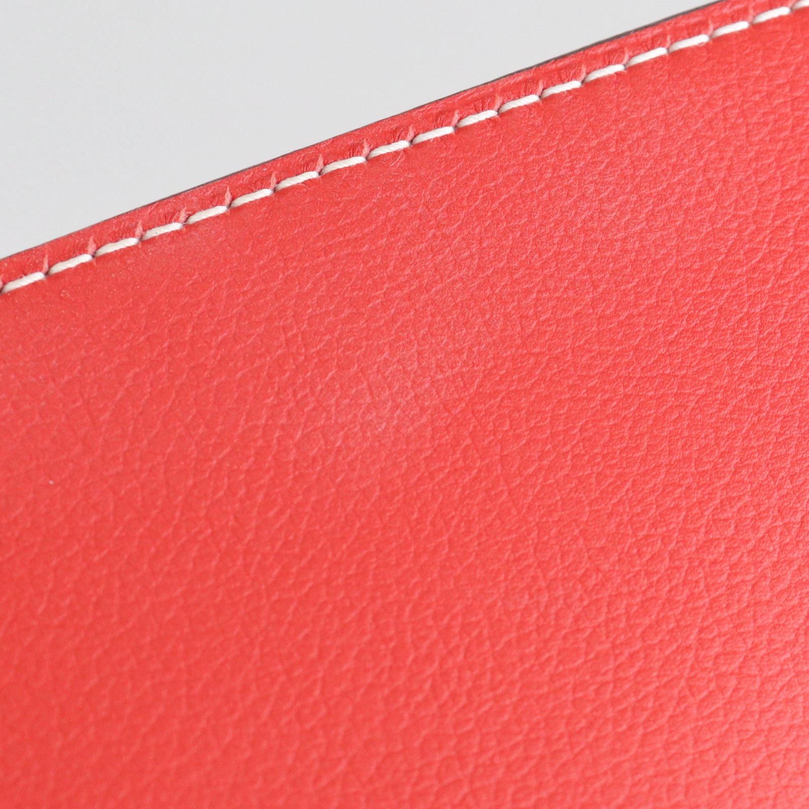 HERMES Evercolor Leather Roulis 23 Gold Buckle Shoulder Bag Red