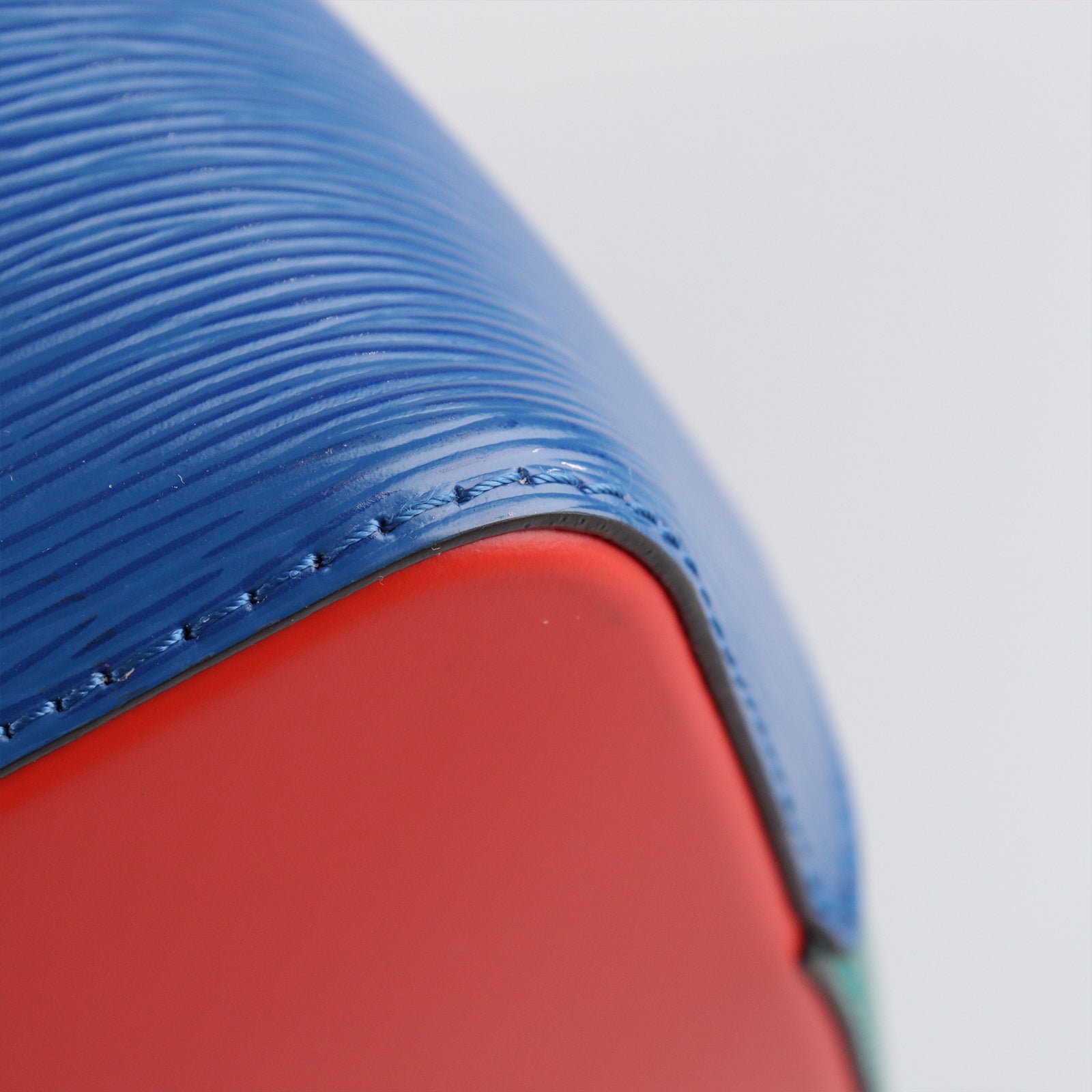 LOUIS VUITTON 【激減優惠】Epi Neo Noe MM銀扣手挽肩背兩用袋藍色/紅色/綠色