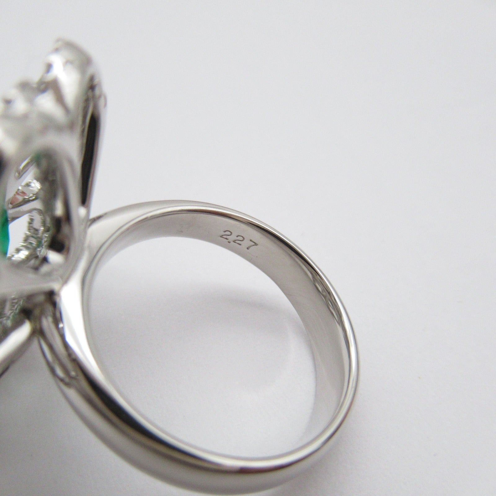 JEWELRY 【激減優惠】PT900鉑金2.27ct/Emerald 0.90ct/Diamond Ring US#6