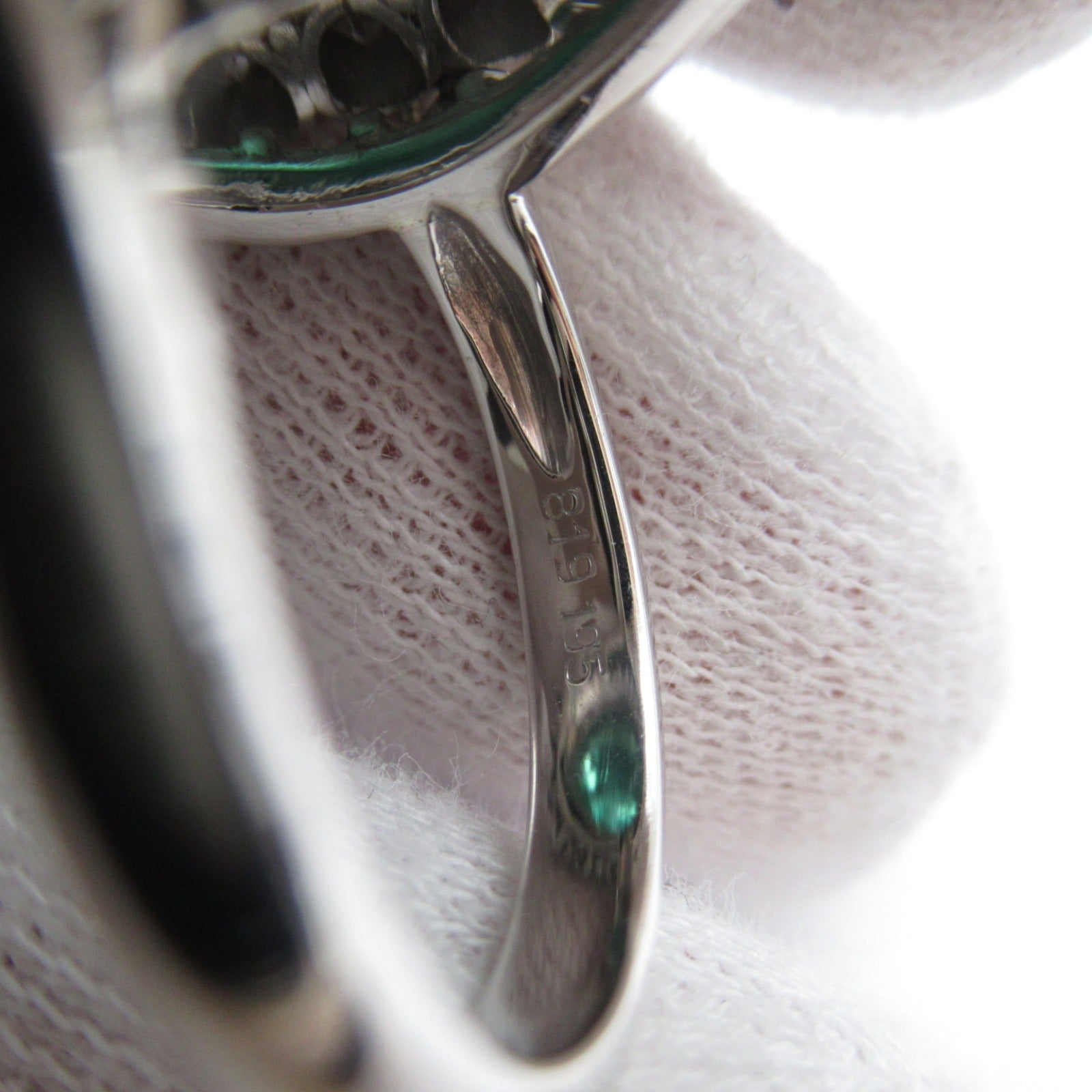 JEWELRY 【激減優惠】PT900鉑金Emerald Ring 8.19ct綠寶石/1.95ct鑽石戒指US#7.25