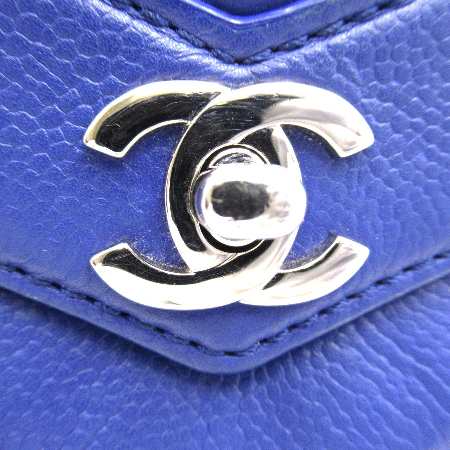 CHANEL 【激減優惠】斜紋Caviar皮革Chain Shoulder銀扣肩背袋藍色