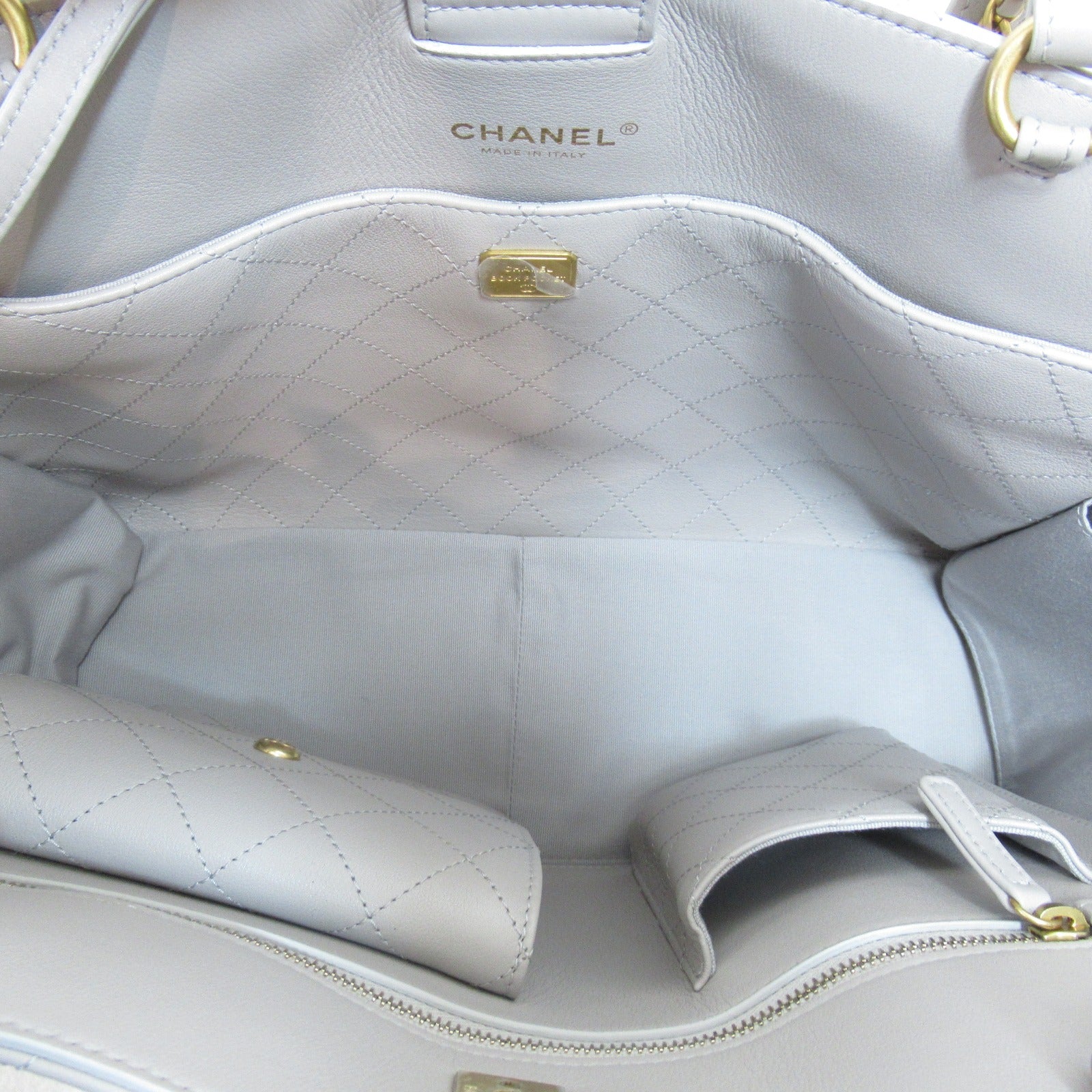 CHANEL 【激減優惠】菱格牛皮皮革Tote Bag金扣手挽袋淺灰色