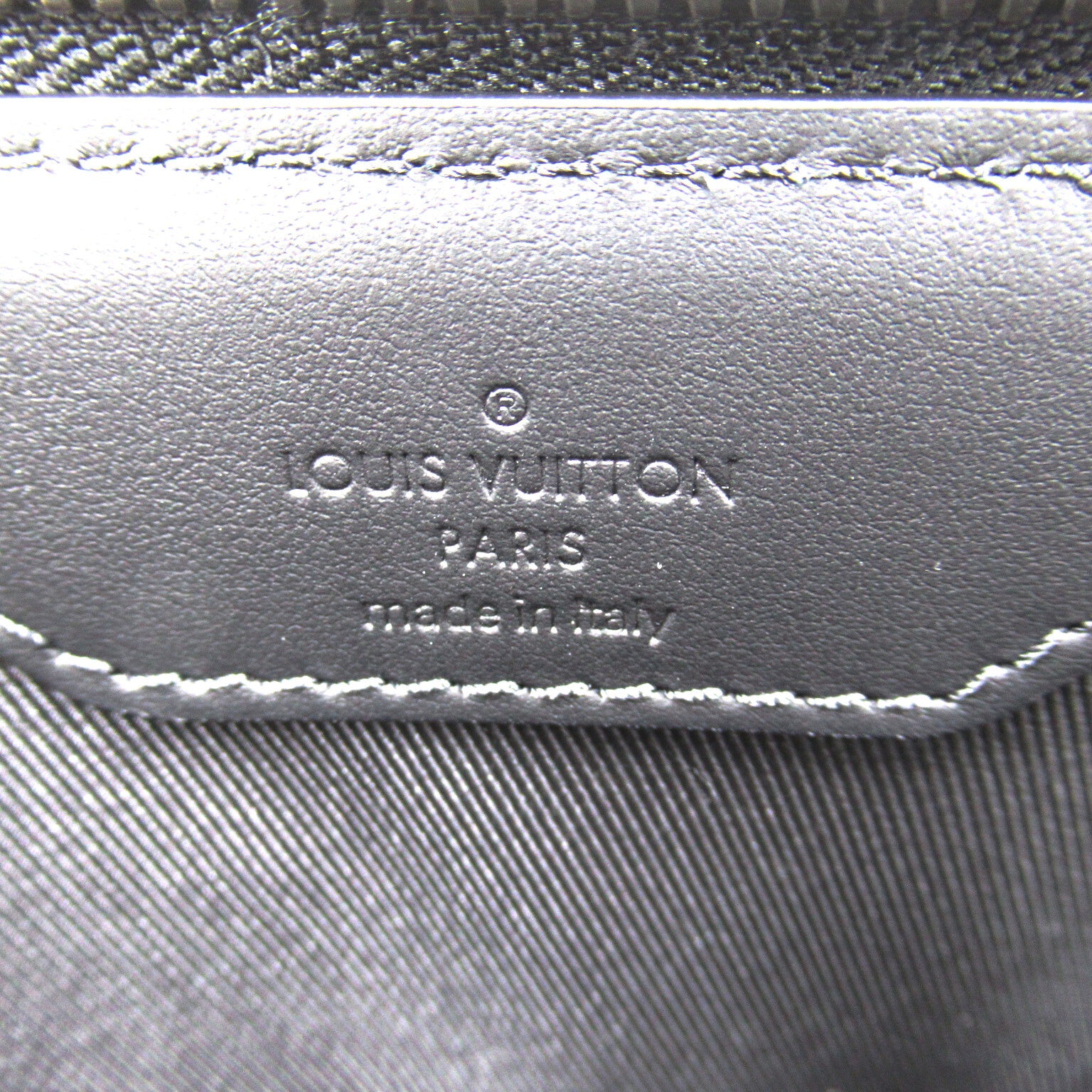 LOUIS VUITTON Monogram eclipse Sac Plat Cross手挽肩背兩用袋黑色