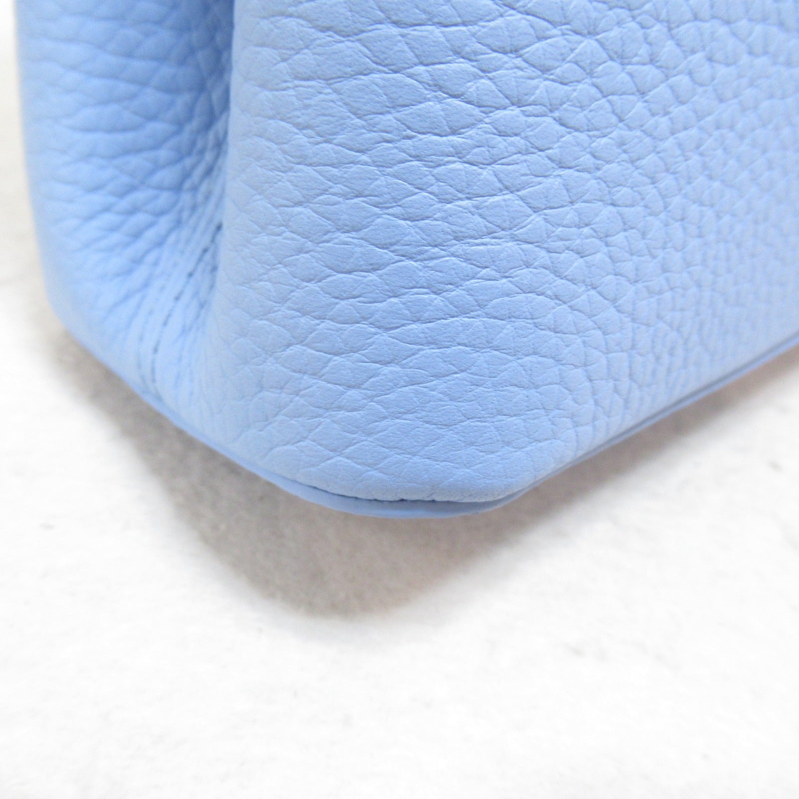 LOUIS VUITTON **【激減優惠】Taurillon皮革Capucines BB手挽肩背兩用袋藍色