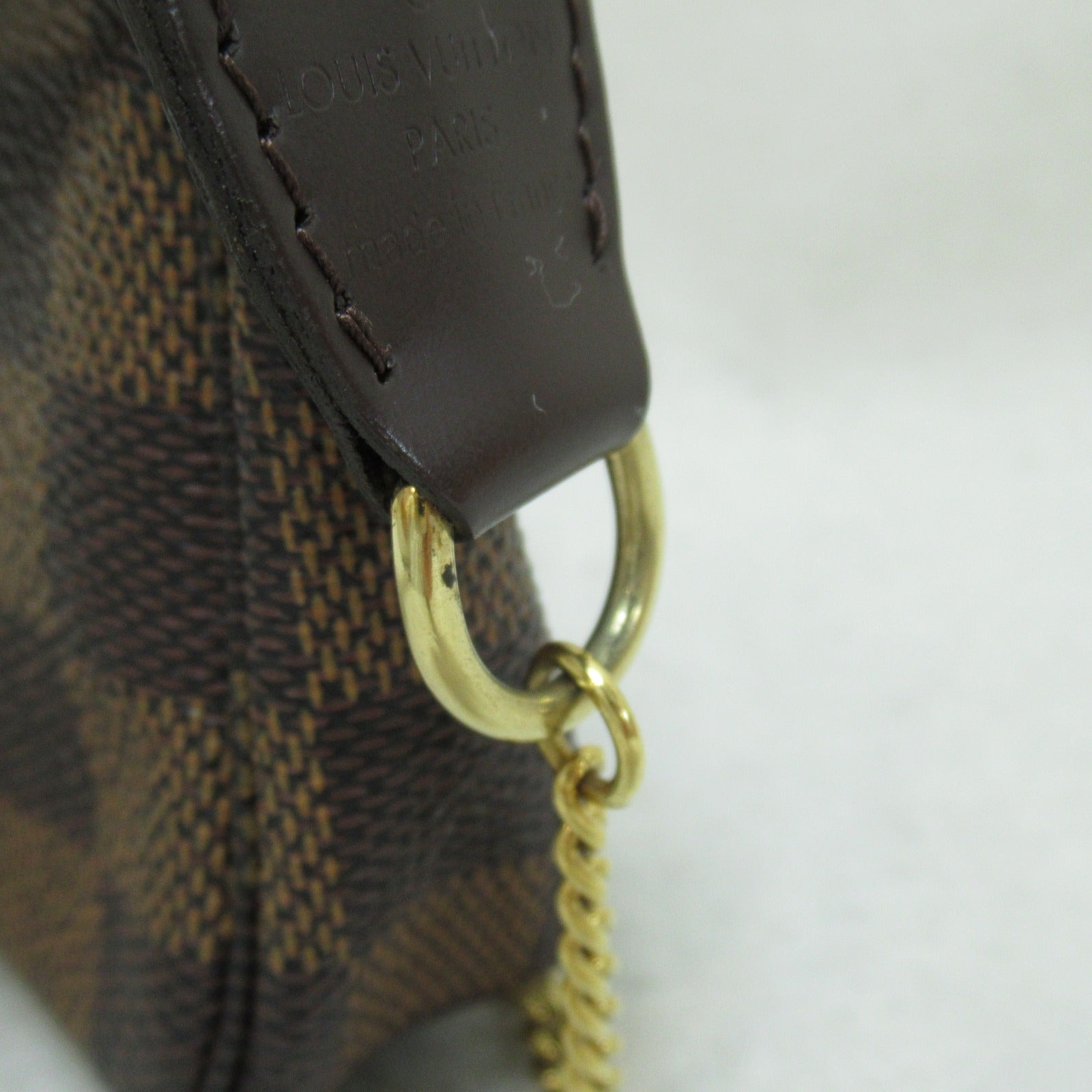 LOUIS VUITTON Damier Mini Pochette Accessoires金扣手拿包啡色