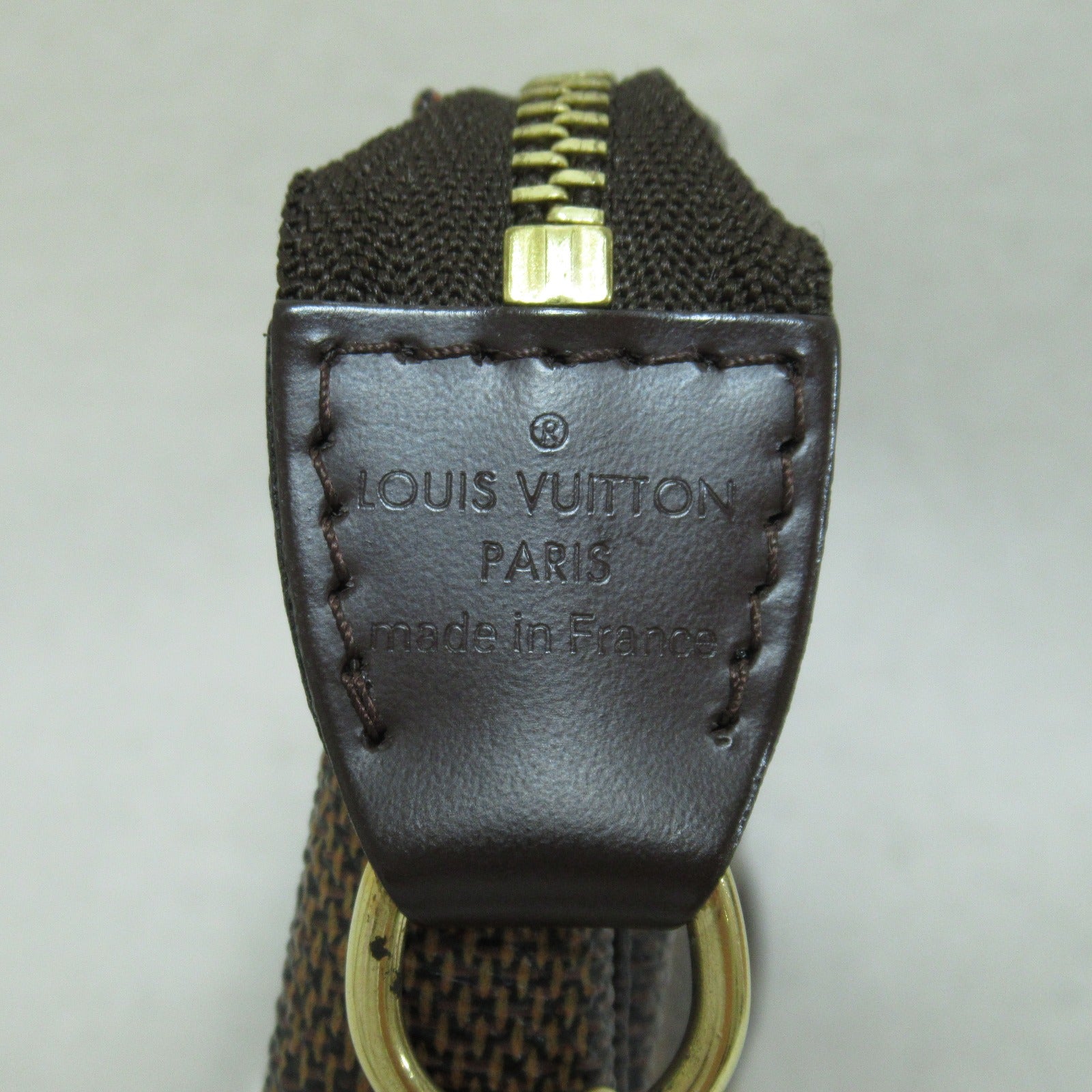 LOUIS VUITTON Damier Mini Pochette Accessoires金扣手拿包啡色