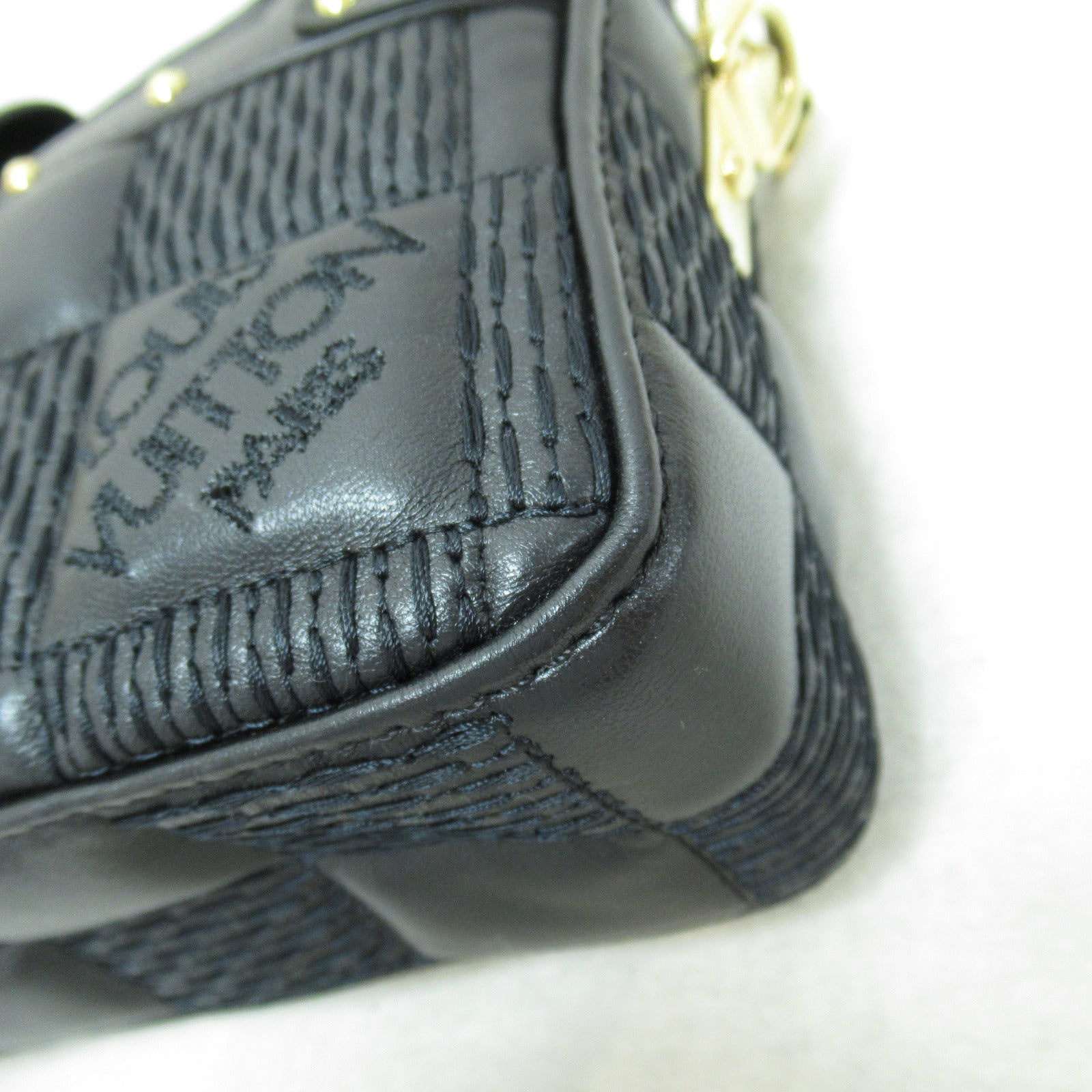 LOUIS VUITTON 【激減優惠】羊皮皮革Troca PM Shoulder Bag金扣肩背袋黑色