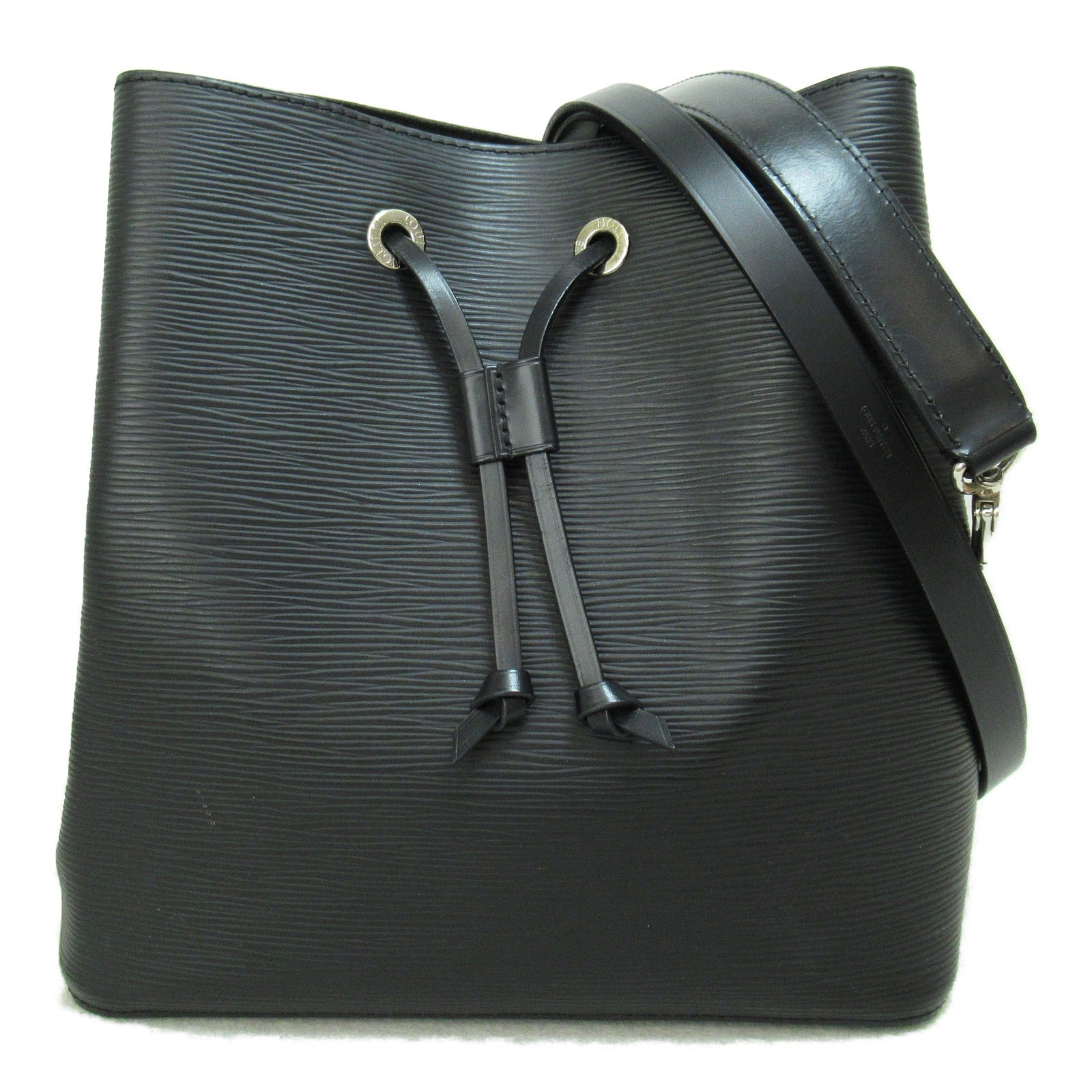 LOUIS VUITTON **【激減優惠】Epi Neo Noe MM肩背袋Noir/黑色