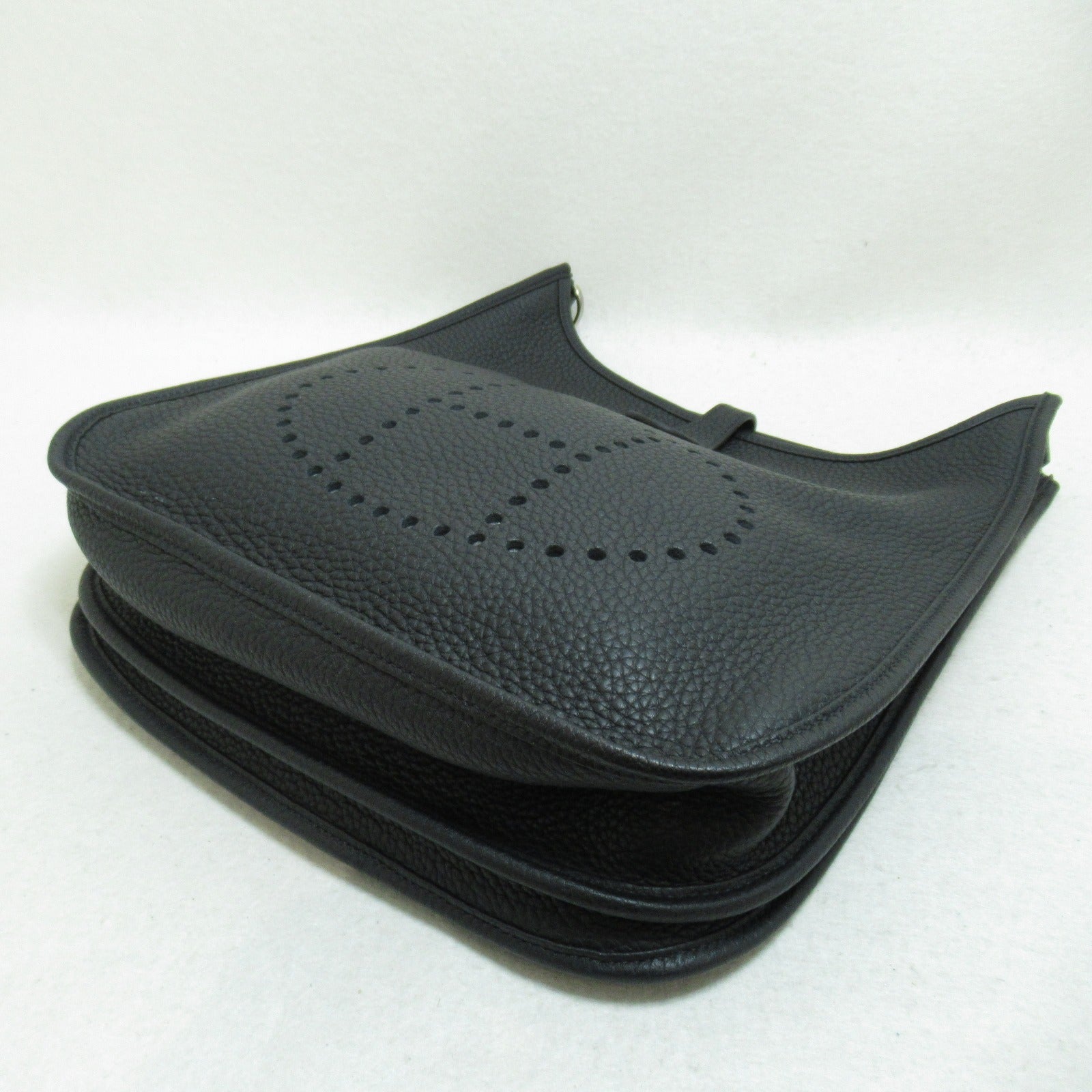 HERMES Clemence皮革Evelyne PM銀扣肩背袋黒色Noir