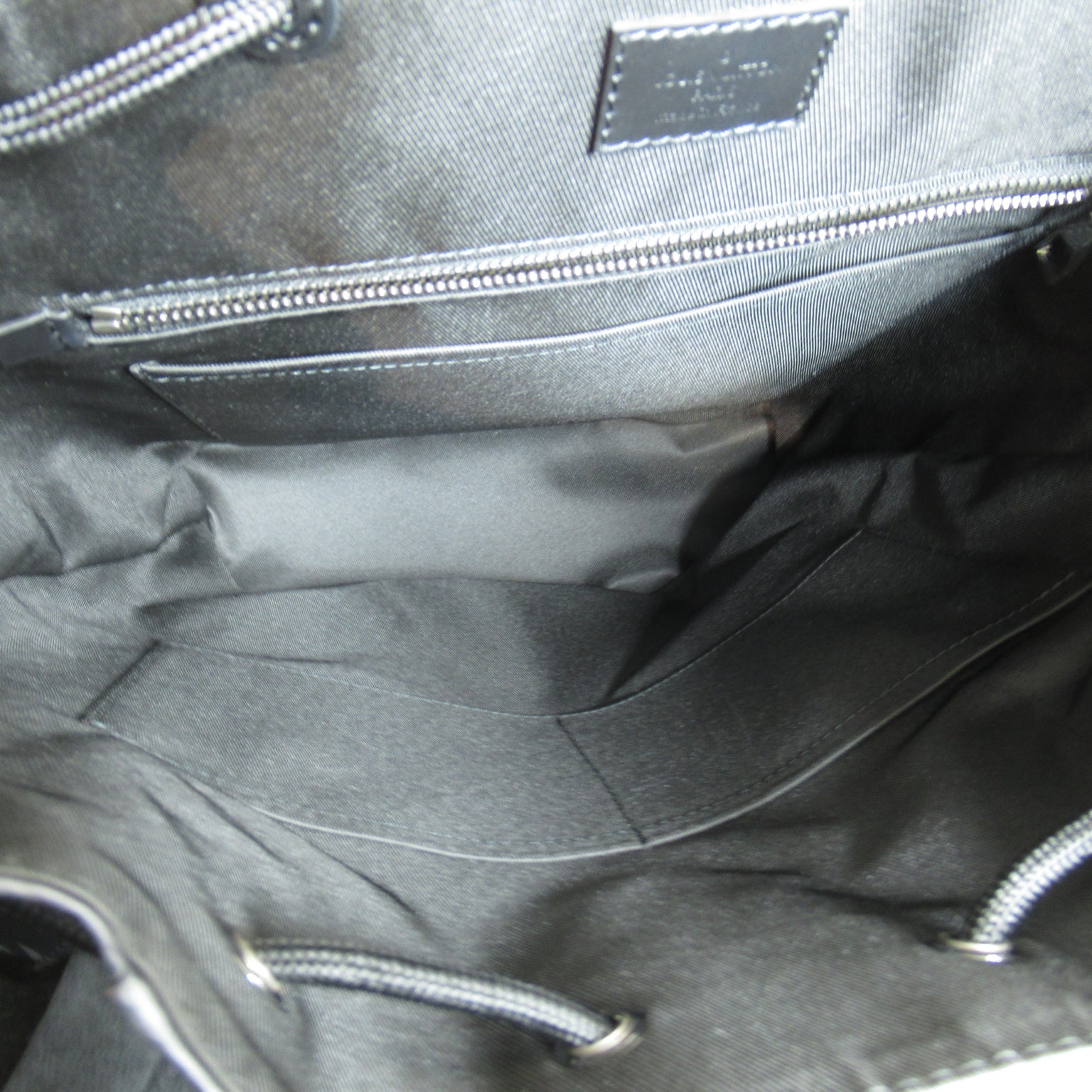 LOUIS VUITTON Monogram Eclipse Christopher MM銀扣背包灰色