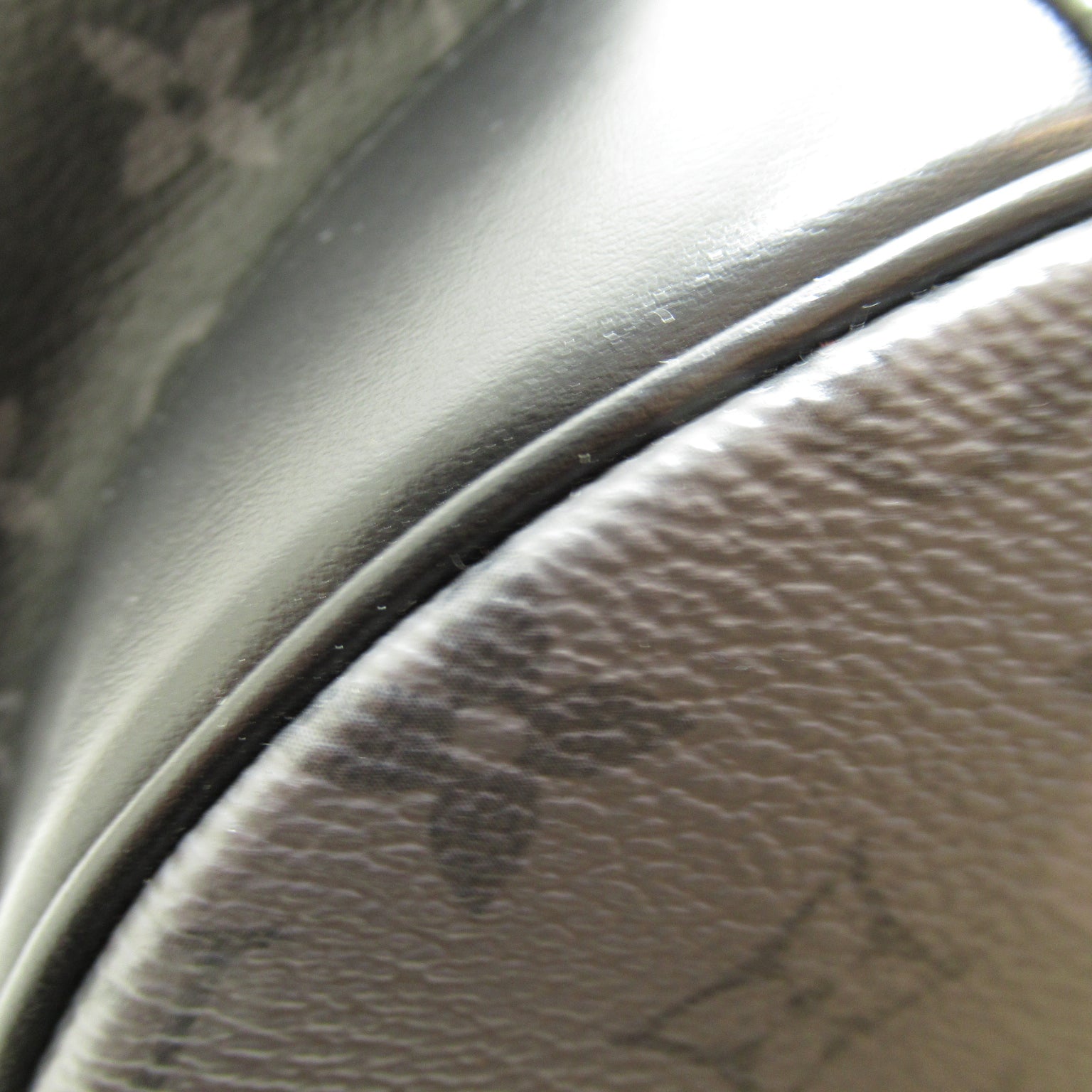 LOUIS VUITTON Monogram Eclipse Christopher MM銀扣背包灰色