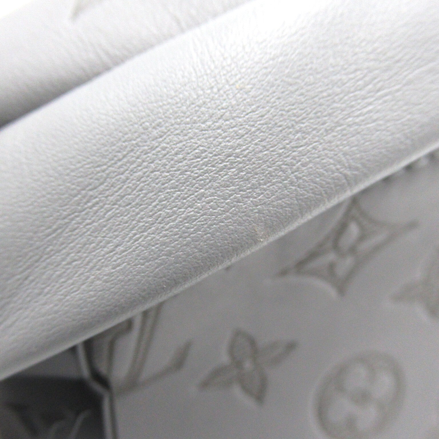 LOUIS VUITTON Monogram Shadow Discovery Bum PM腰包灰色