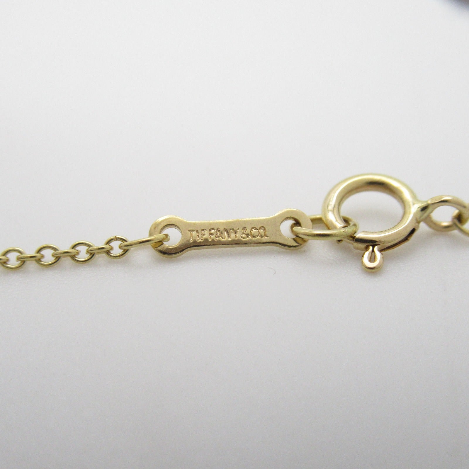 TIFFANY＆CO 【激減優惠】18K黃金Initial V Necklace項鍊