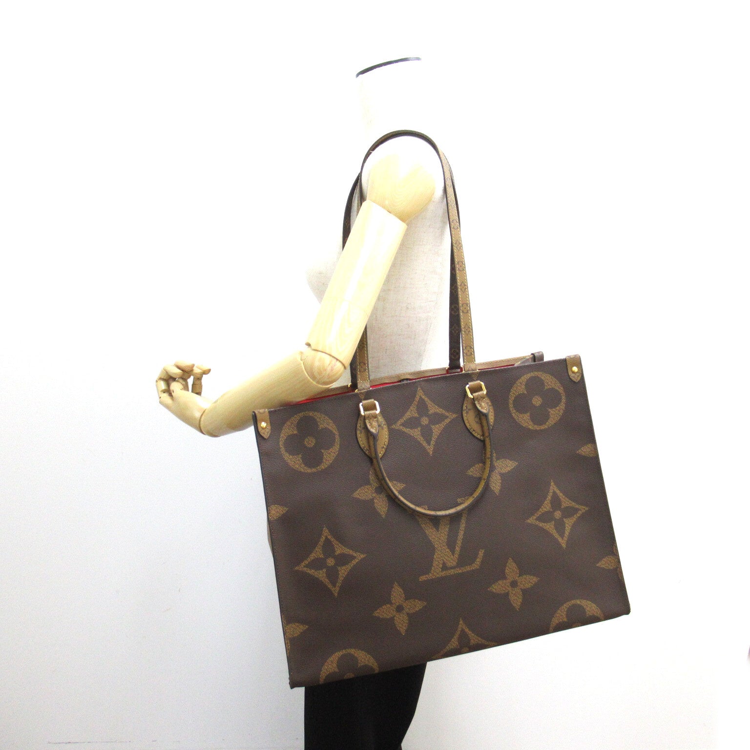 LOUIS VUITTON **【激減優惠】Monogram Giant On The Go GM金扣手挽袋棕色