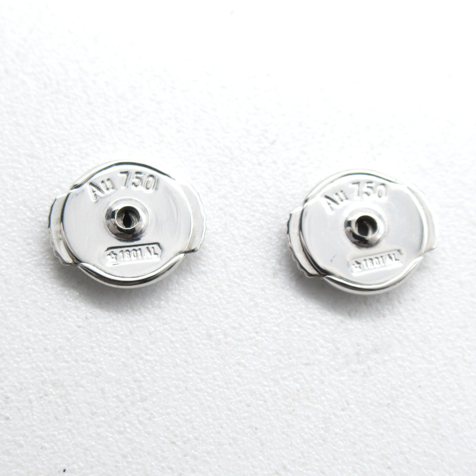 LOUIS VUITTON 【激減優惠】18K白金Volt One Stud Diamond Earrings 0.02ct鑽石耳環