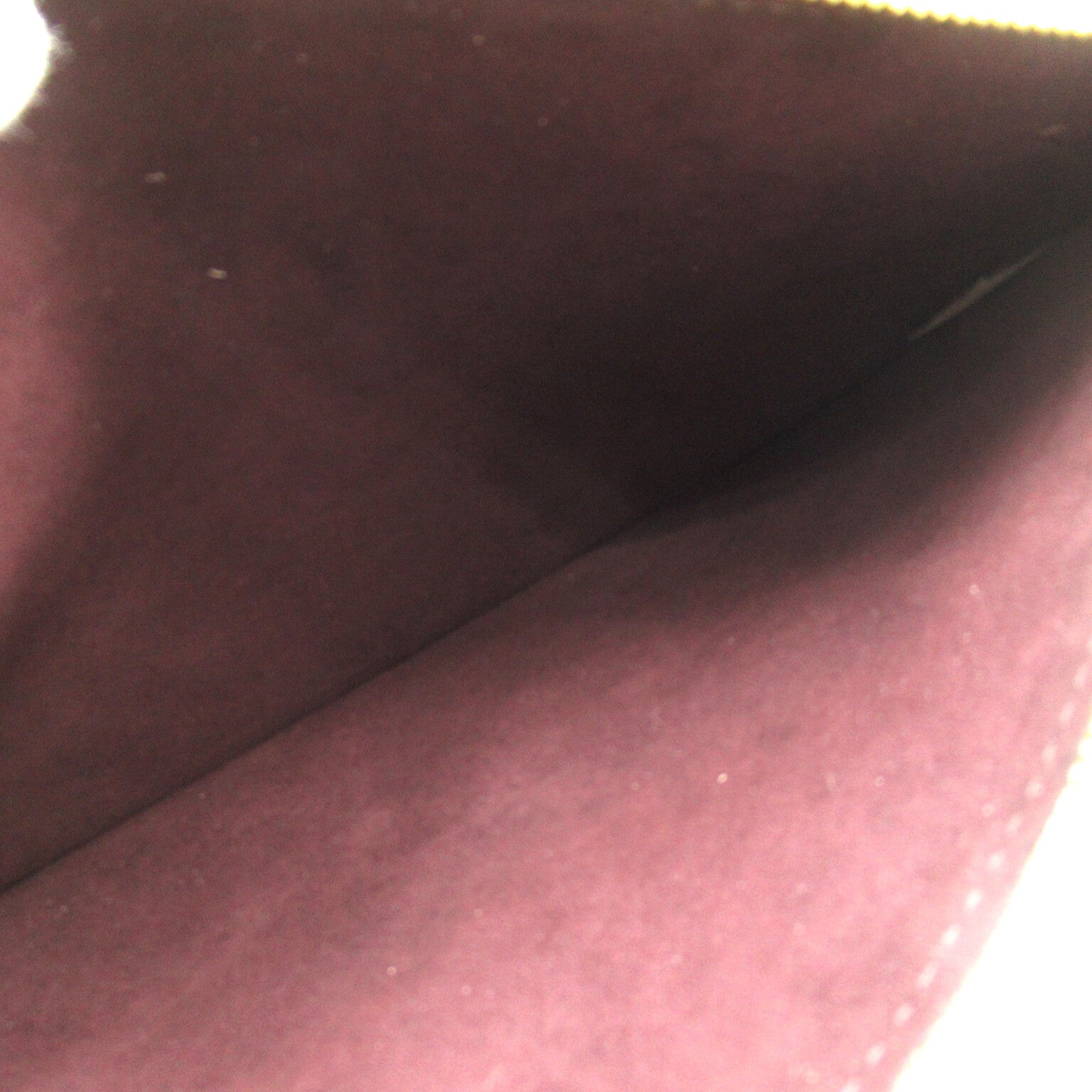 LOUIS VUITTON Monogram Empreinte Neverfull MM金扣手挽袋米色