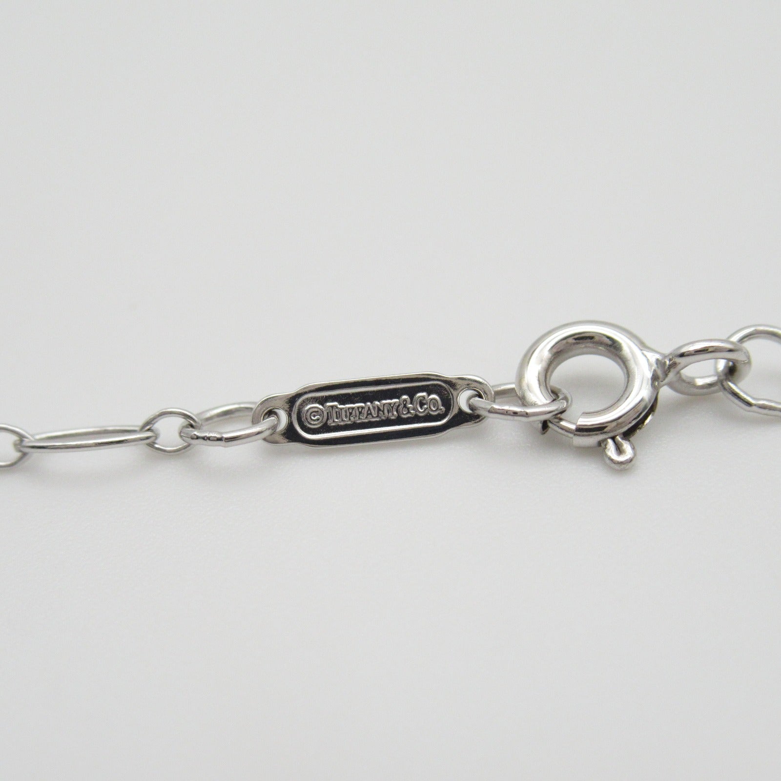 TIFFANY＆CO 950鉑金/18K白金Fleur De Lis Key Diamond鑽石項鍊