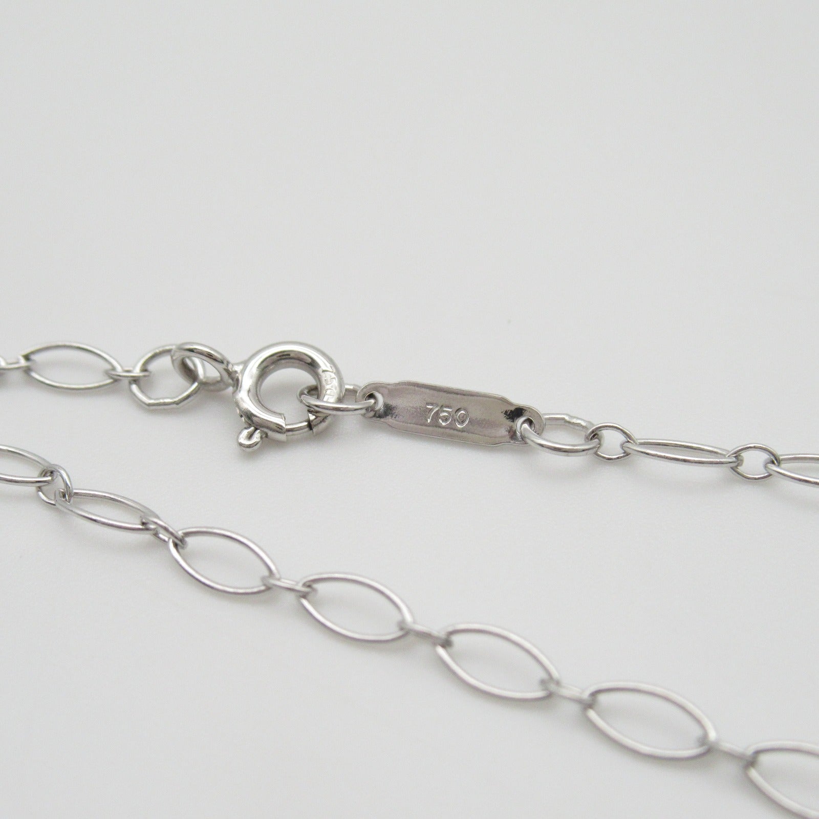 TIFFANY＆CO 950鉑金/18K白金Fleur De Lis Key Diamond鑽石項鍊