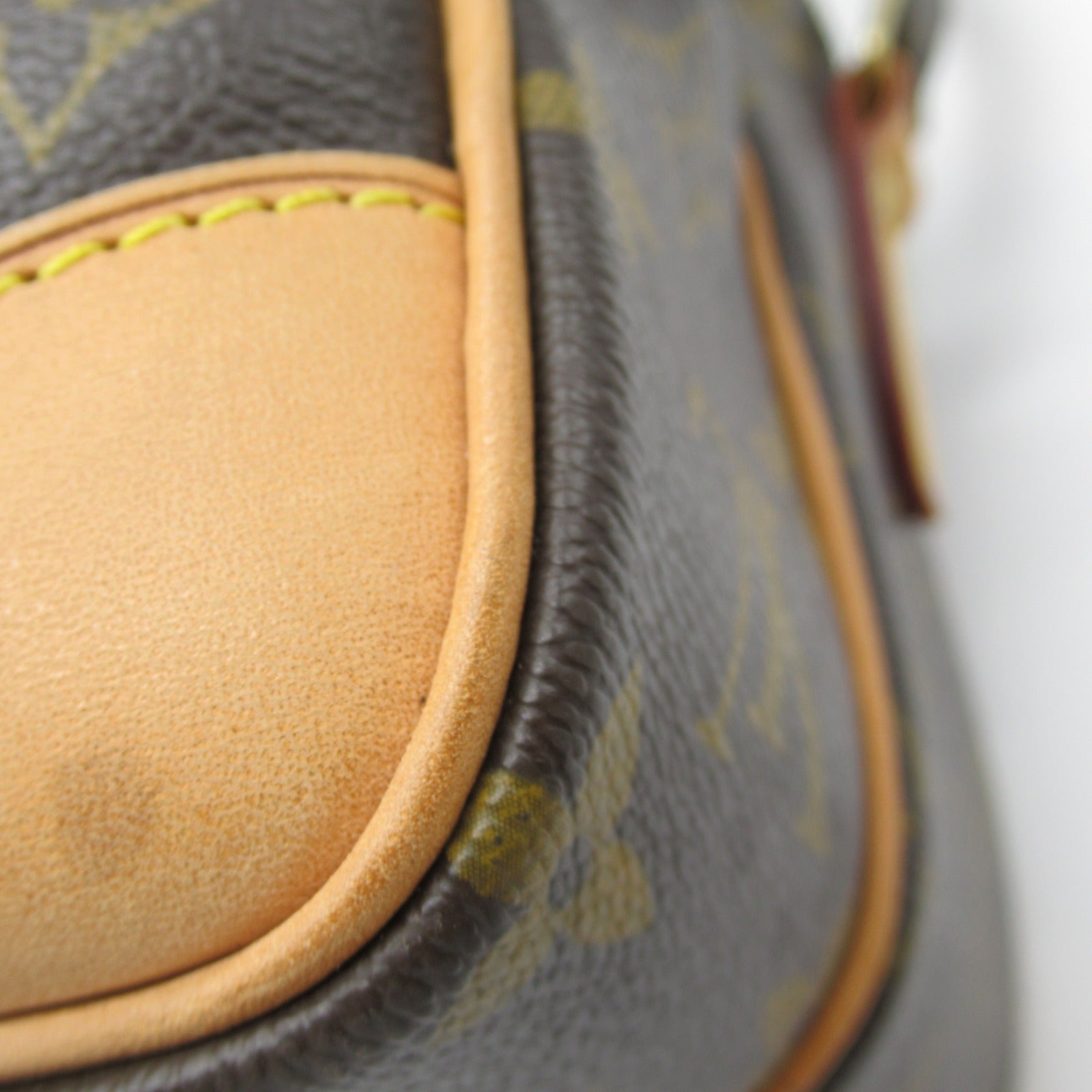 LOUIS VUITTON Monogram Nile金扣肩背袋啡色