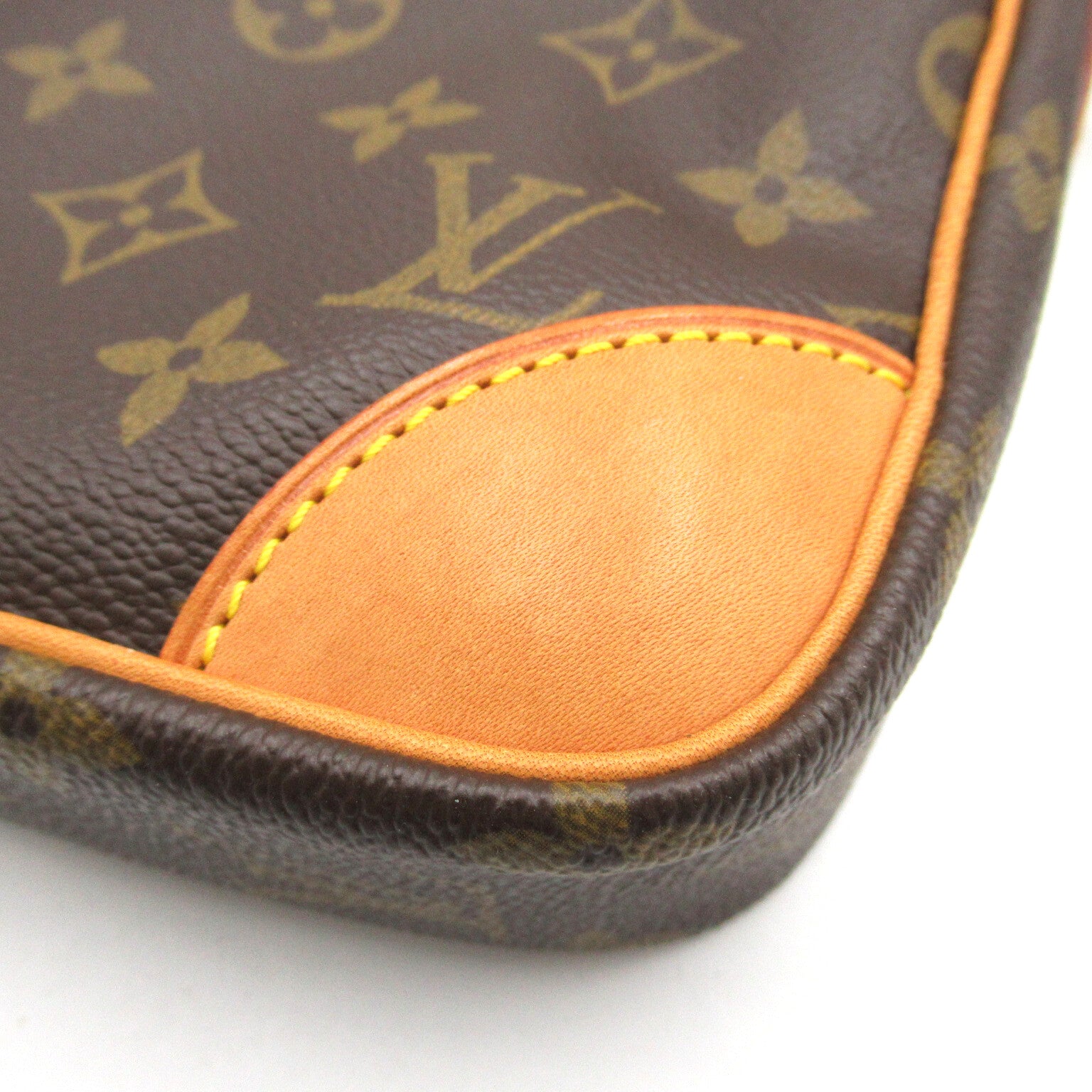 LOUIS VUITTON Monogram Danube金扣肩背袋啡色