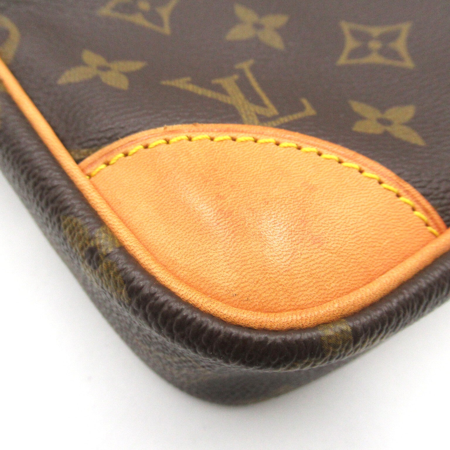 LOUIS VUITTON Monogram Danube金扣肩背袋啡色