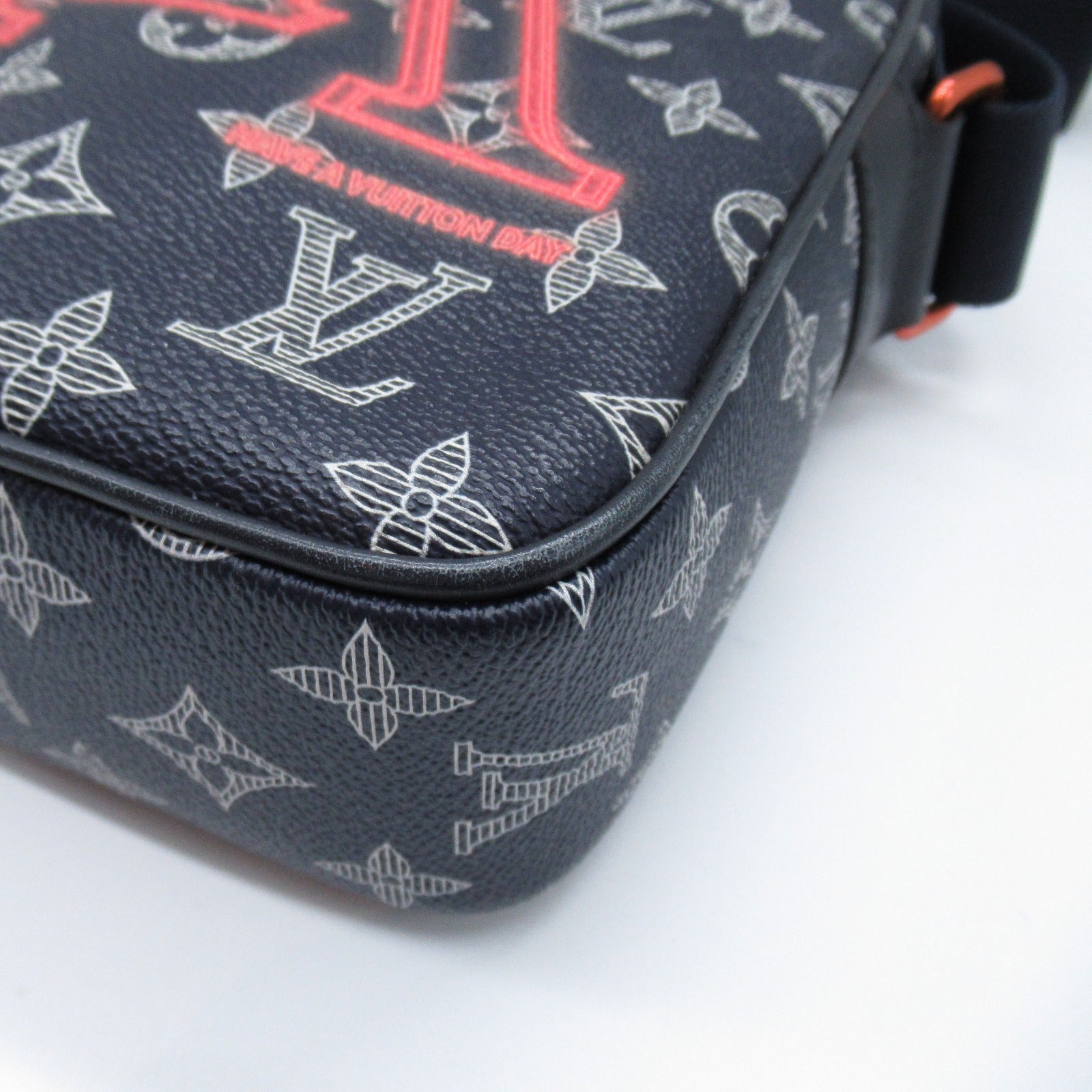 LOUIS VUITTON Monogram Upside Down Danube PM肩背袋藍色