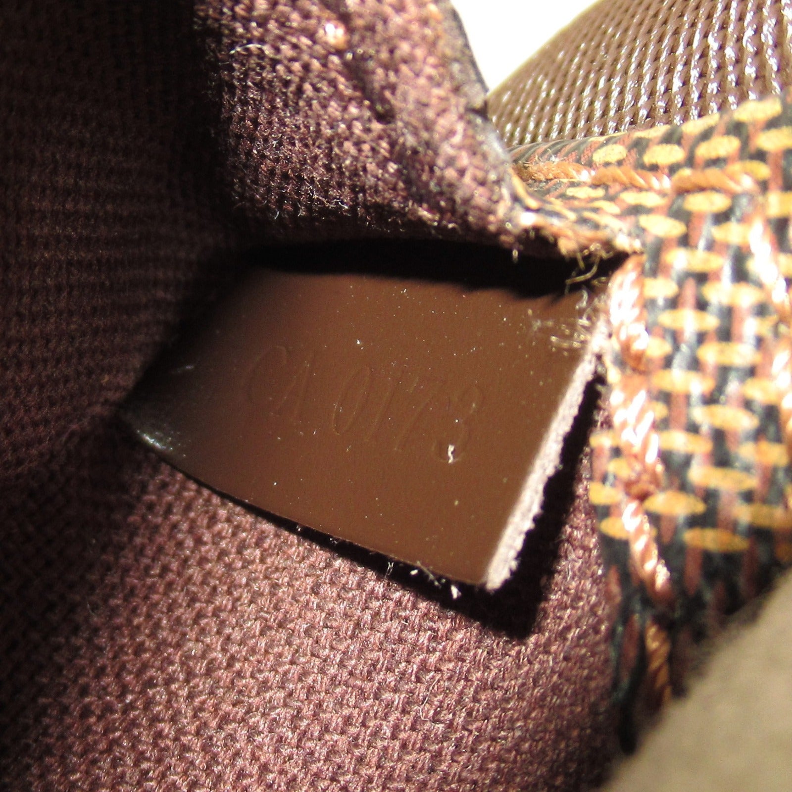 LOUIS VUITTON Damier Geronimos金扣腰包啡色