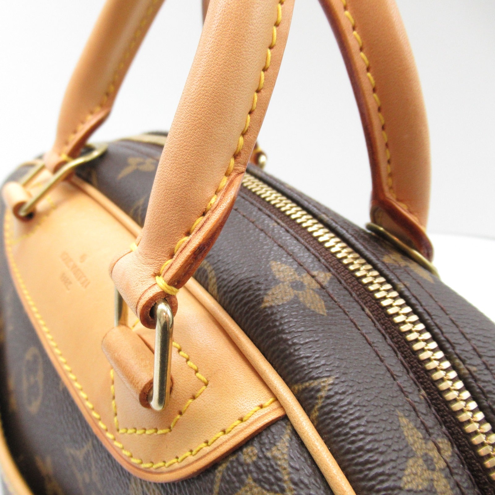 LOUIS VUITTON Monogram Trouville金扣手挽袋啡色