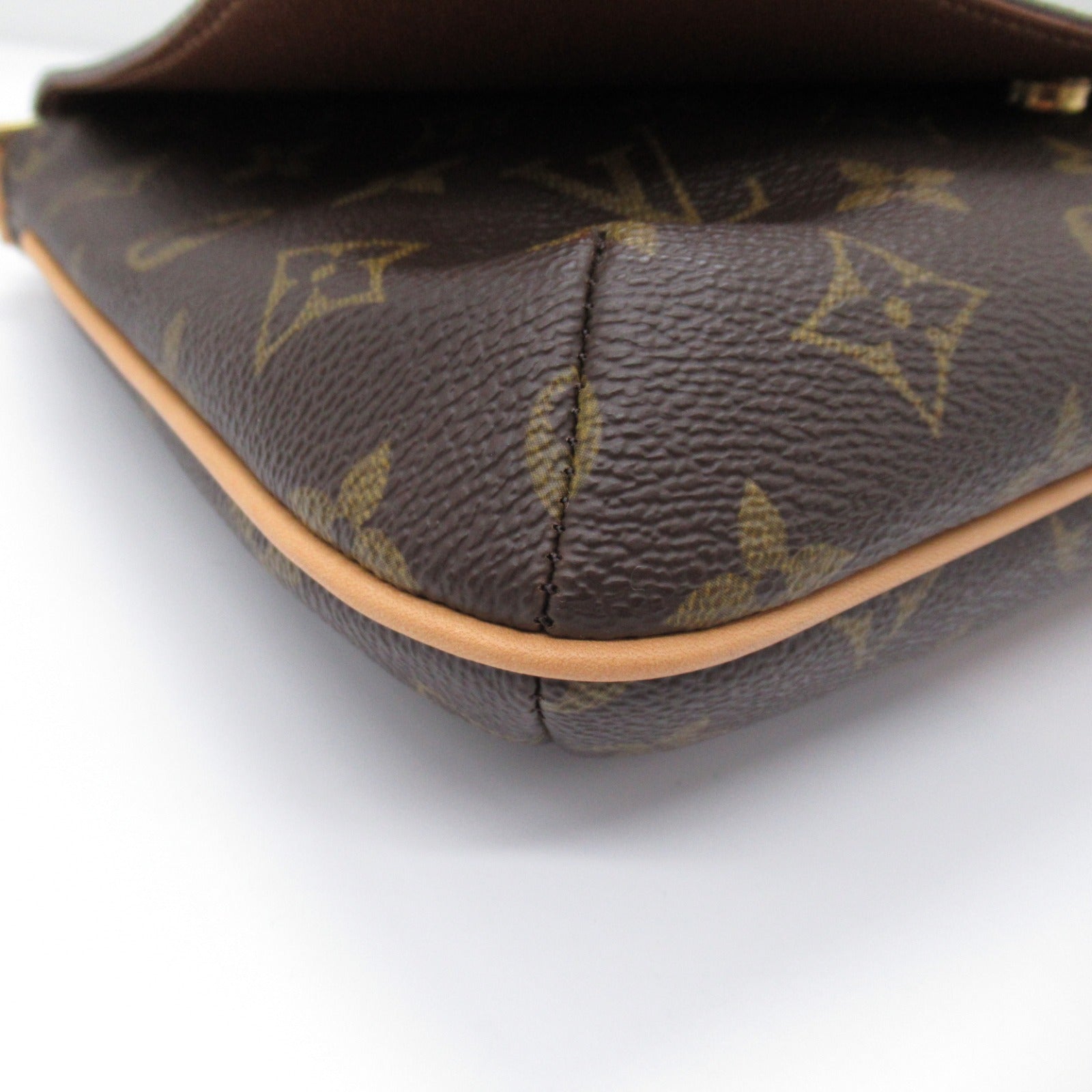 LOUIS VUITTON Monogram Musette Tango金扣肩背袋啡色