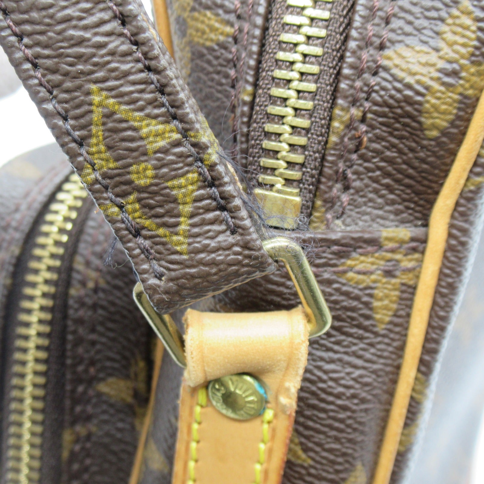 LOUIS VUITTON Monogram Amazon金扣肩背袋啡色