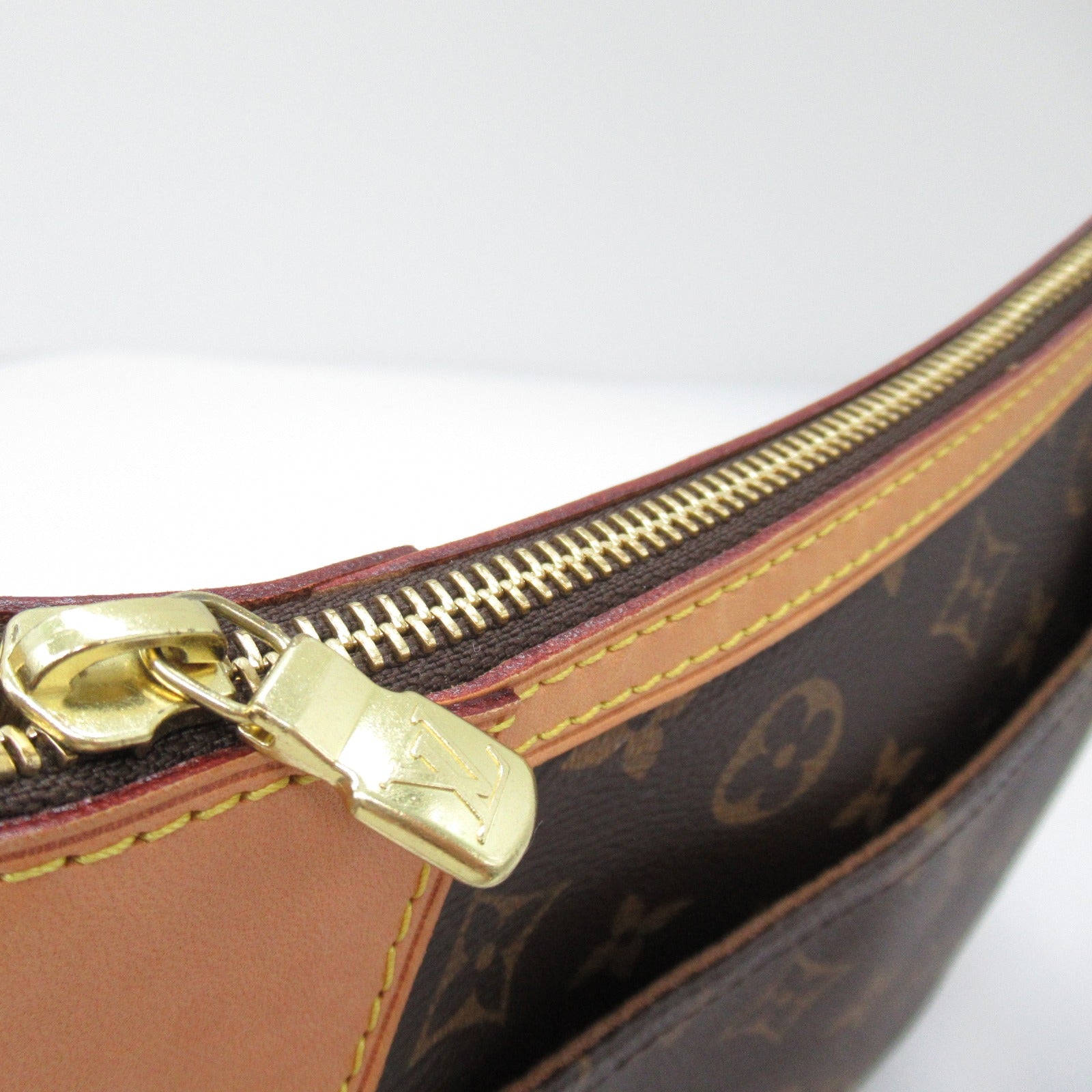LOUIS VUITTON 【激減優惠】Monogram Odeon PM金扣肩背袋啡色