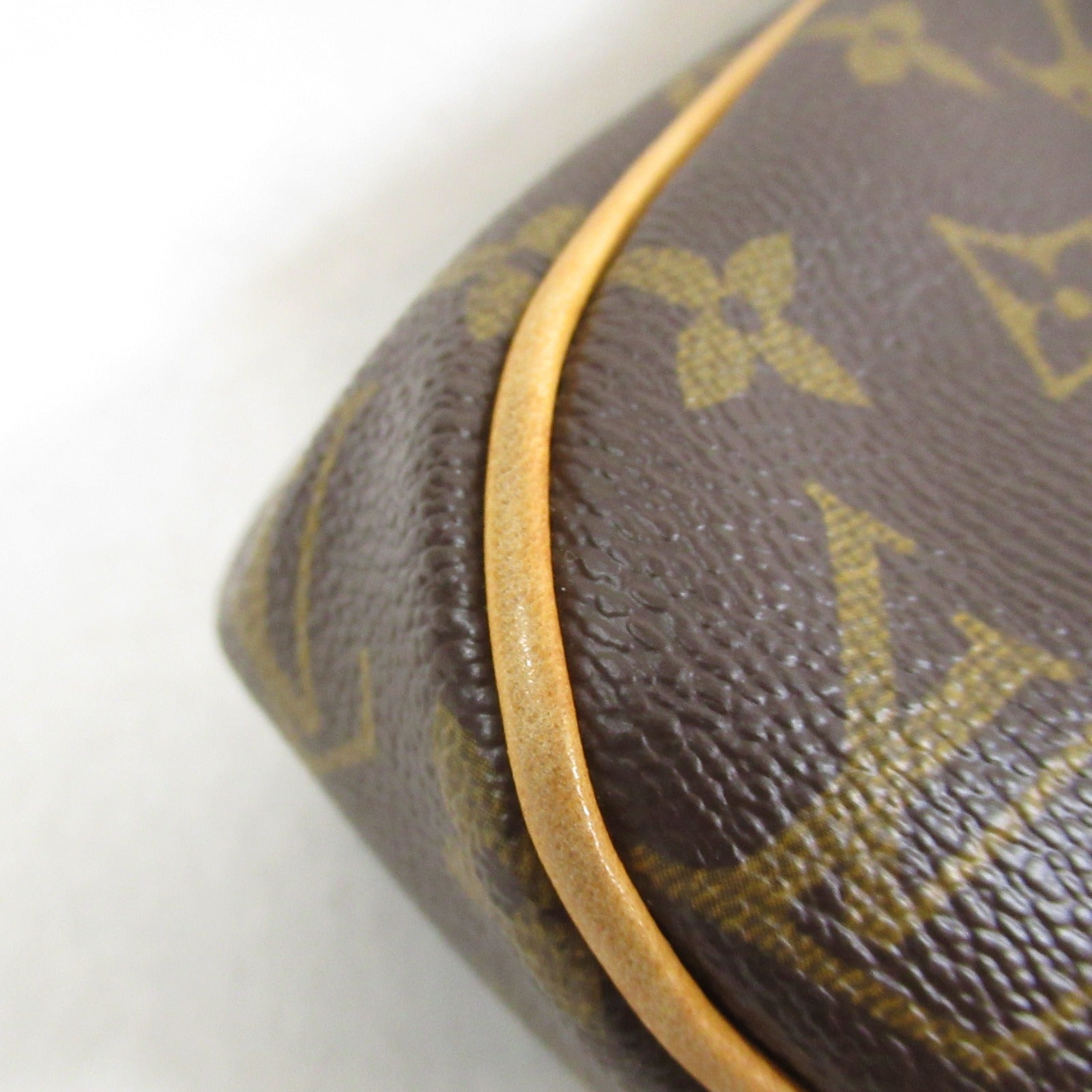 LOUIS VUITTON Monogram Batignolles Horizontal金扣手挽袋啡色