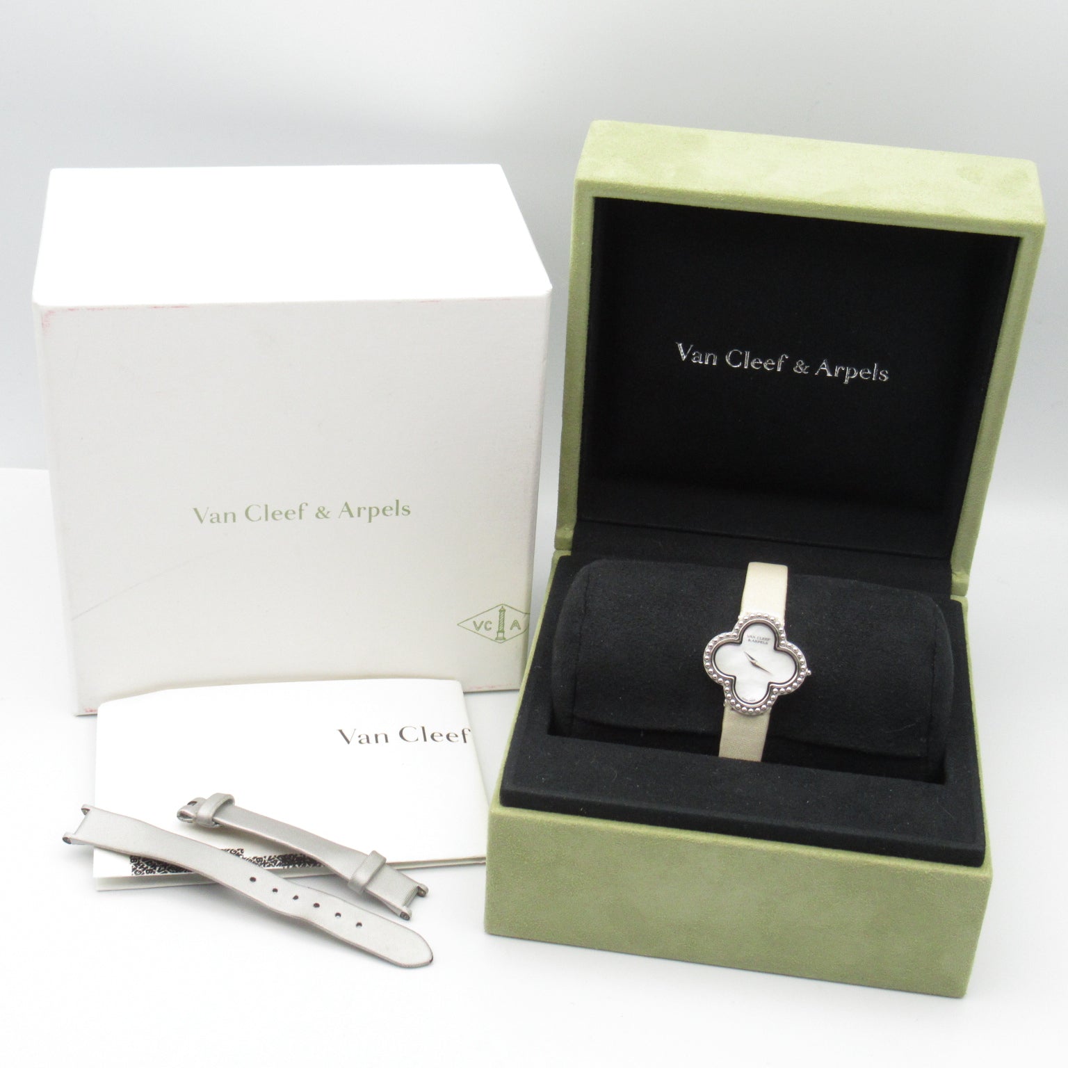 Van Cleef & Arpels Alhambra 18K白金/緞帶手錶石英機芯白色